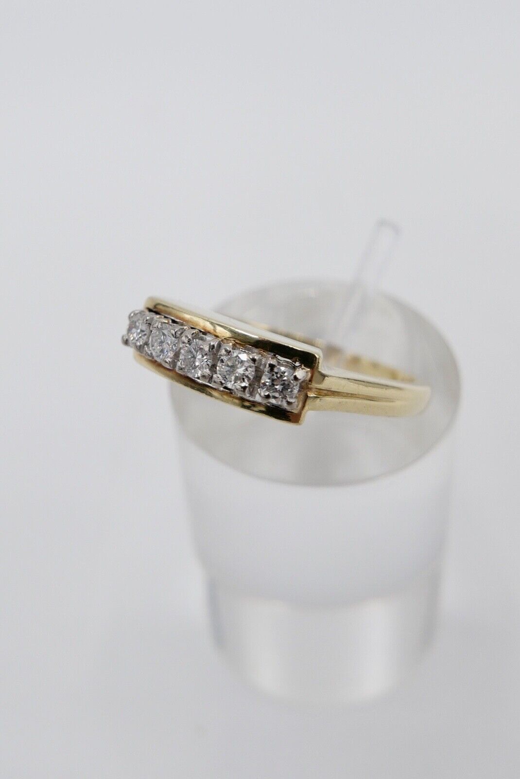 80er Jahre Damen Ring 5 Steine Brillanten 0,265 Ct VVS E Gold 585 14K Gr. 58 - Antikhandel-Stuttgart
