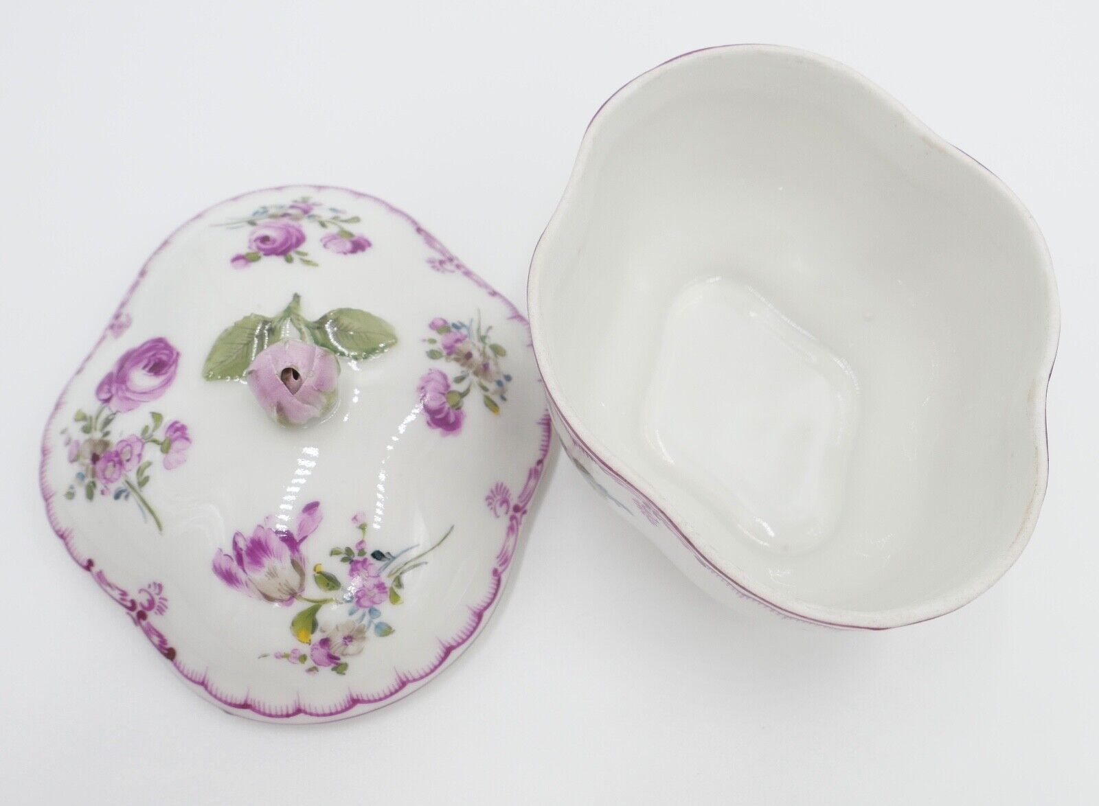 Sächsische Porzellanmanufaktur Dresden Deckeldose Bonboniere Porzellan Rose - Antikhandel-Stuttgart