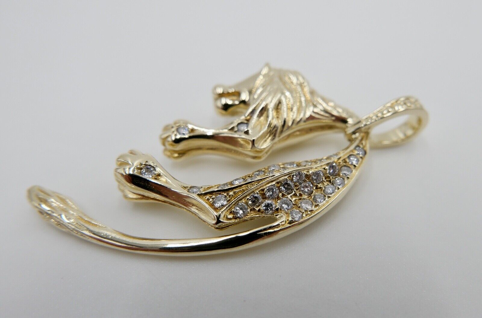 Massiver Gold Anhänger LÖWE Brillanten & Smaragd 585 14K Gelbgold 1,06 Ct 1980er - Antikhandel-Stuttgart