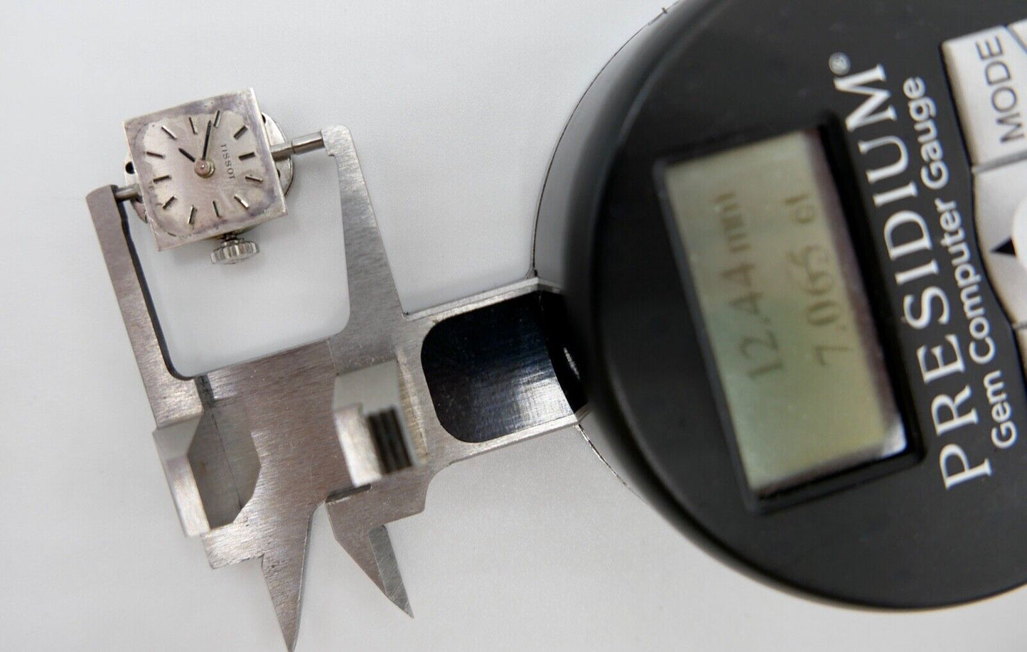 LÄUFT Tissot Cal. 2403 Uhrwerk Ziffernblatt Zeiger Krone voll funktionsfähig - Antikhandel-Stuttgart