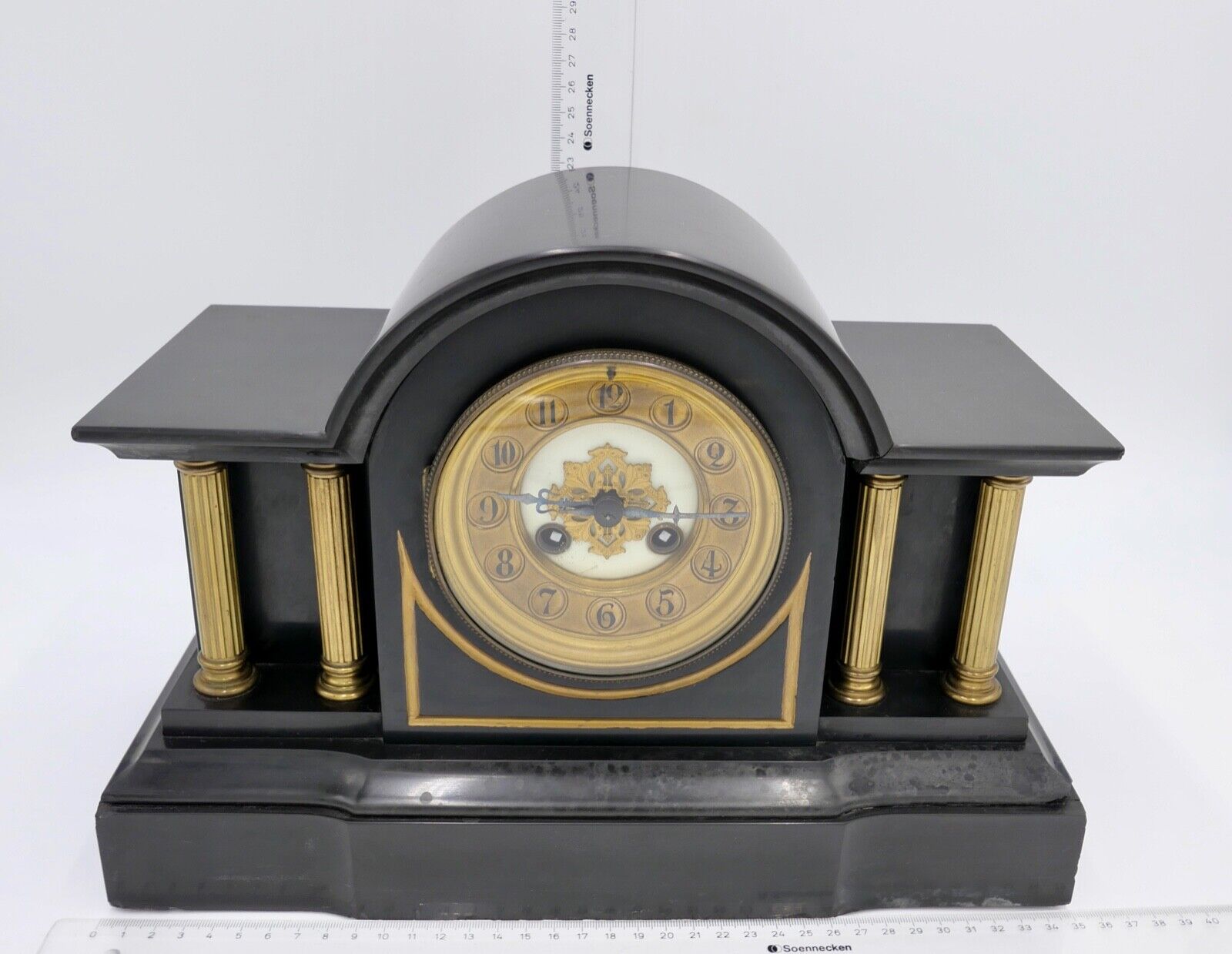 um 1870 antike alte französische Kaminuhr Médaille d'argent Georges Mégnin gold - Antikhandel-Stuttgart