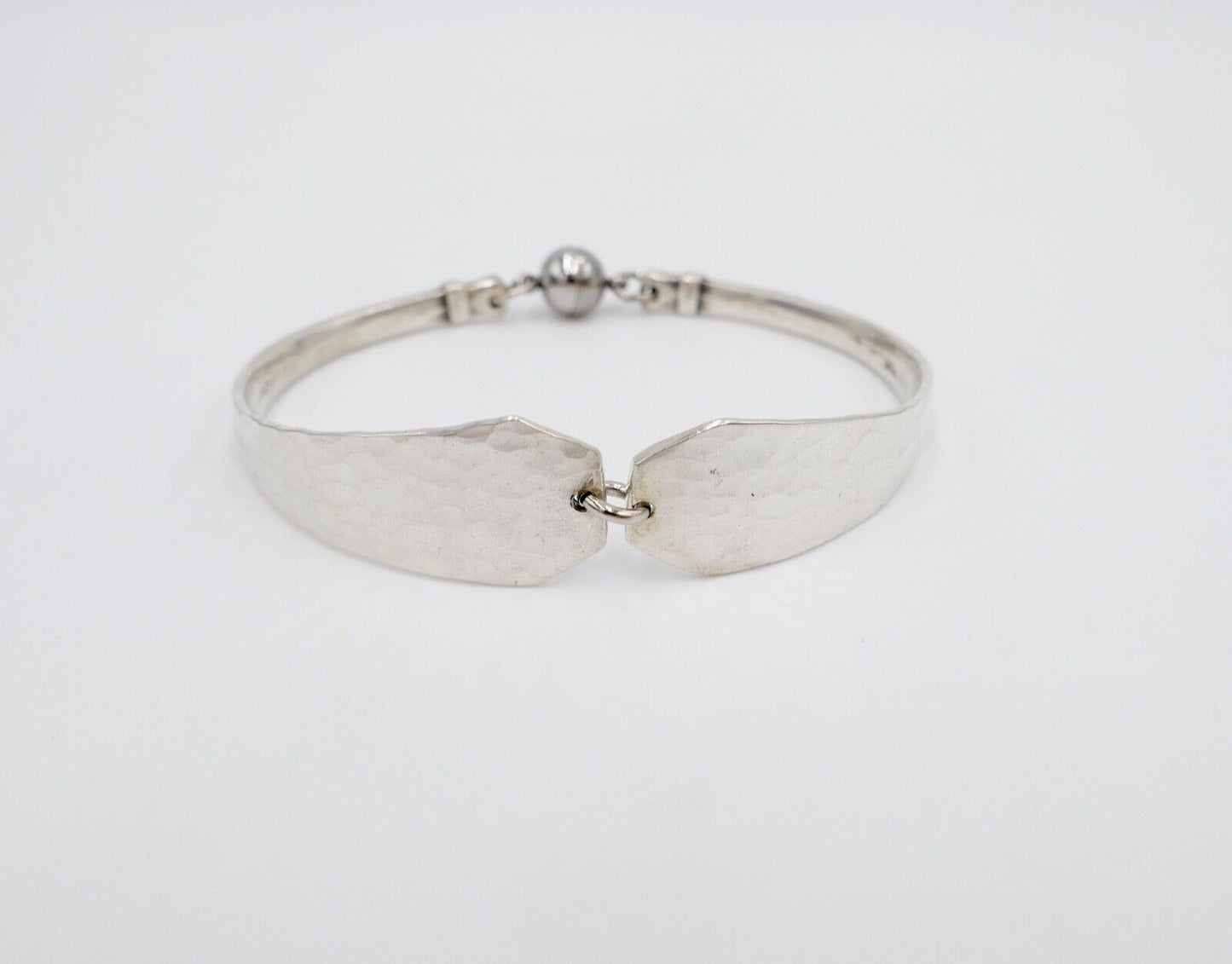 80er Jahre Silber 900 Armband gehämmert Magnetverschluss V.S.F - Antikhandel-Stuttgart