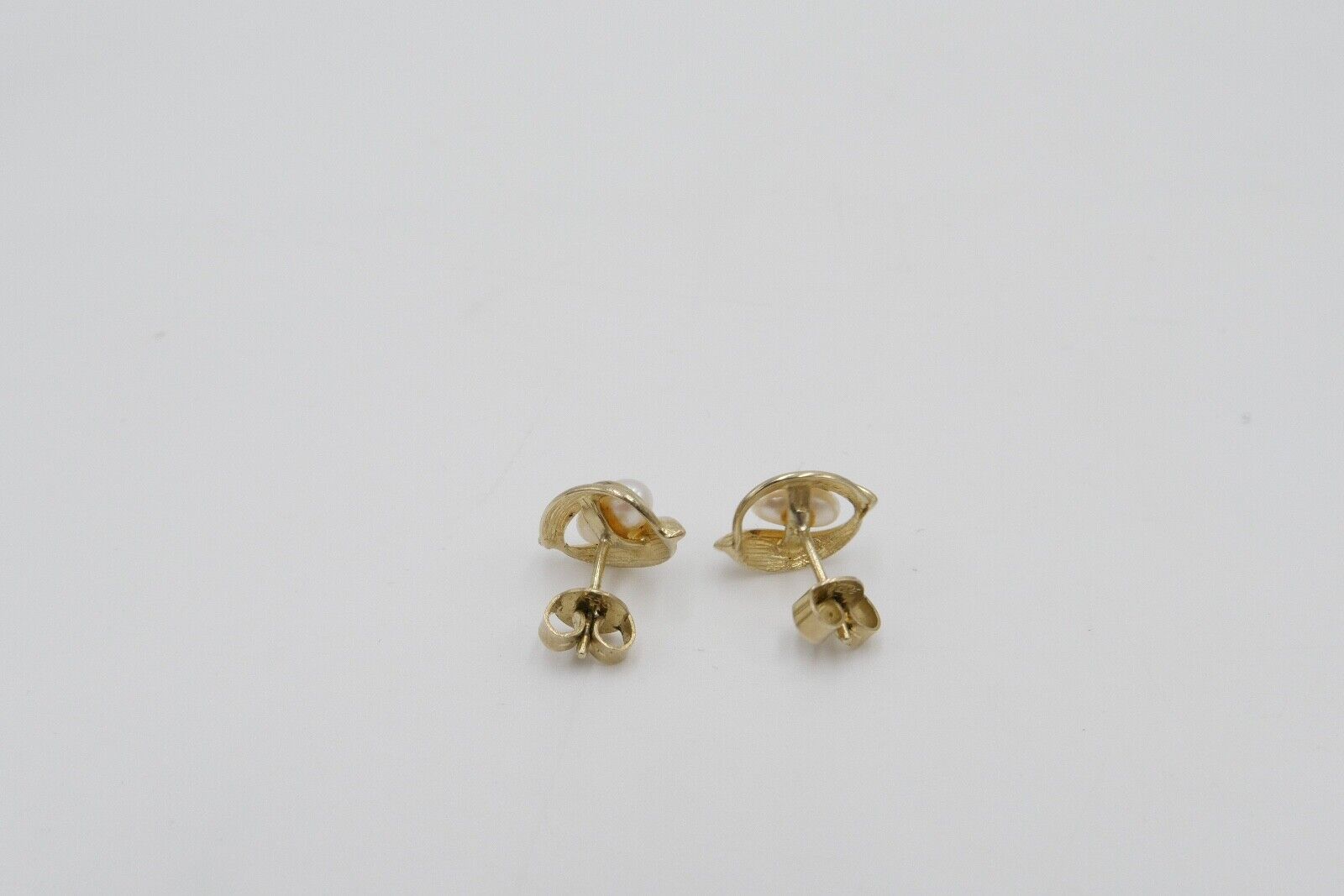 80er Jahre Gelbgold Akoya Perlen Ohrringe Ohrstecker 333 / 8K Perle Ø 6,6 mm - Antikhandel-Stuttgart