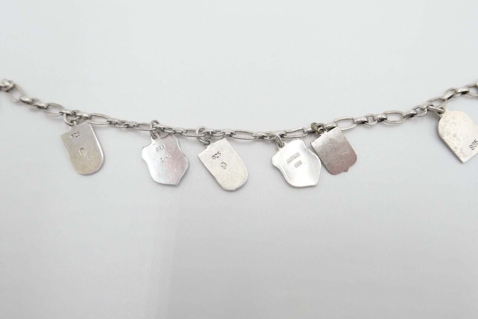 Bettelarmband mit Städte Wappen aus Emaille 800 Silber REU ANTIKO EHJ - Antikhandel-Stuttgart