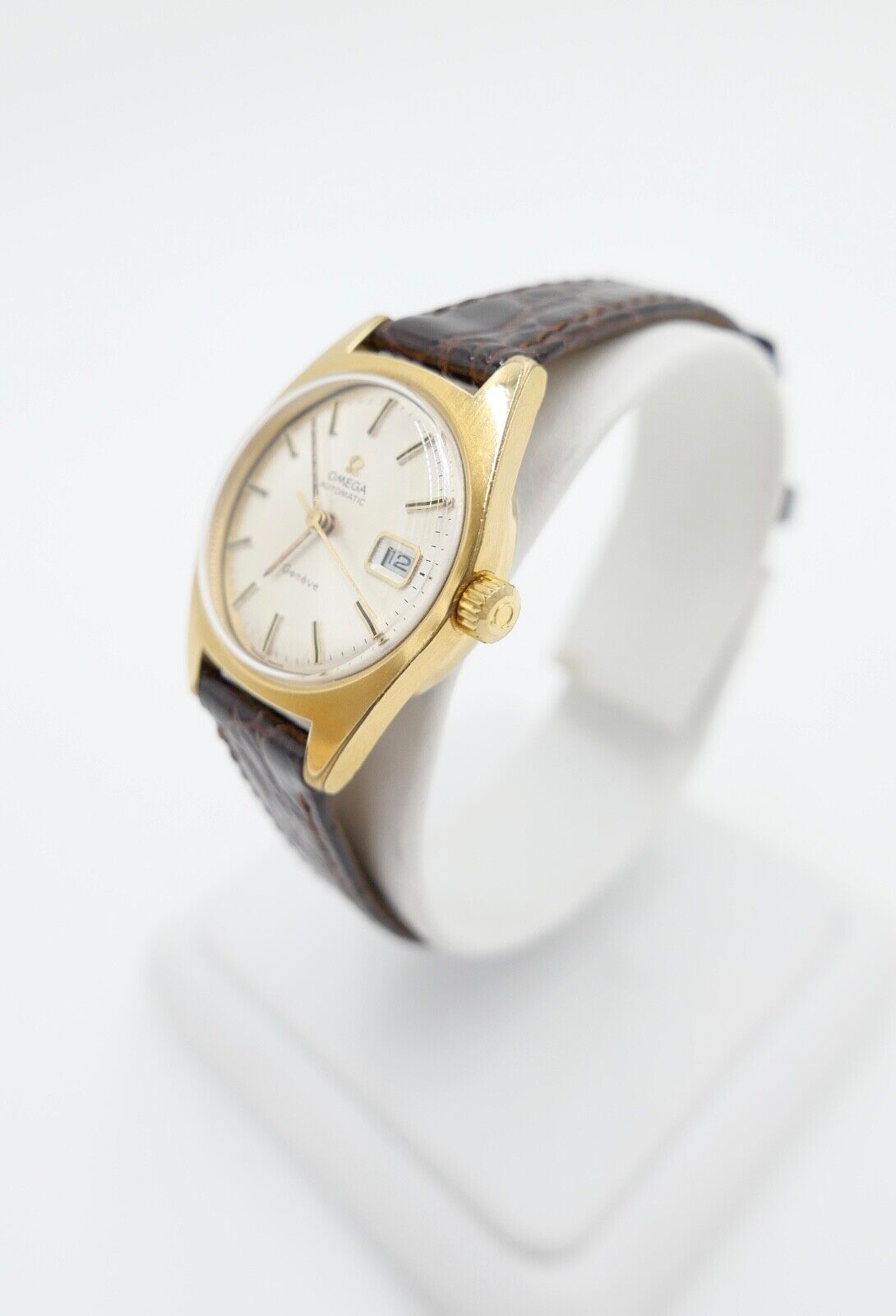 alte 60er Jahre OMEGA Geneve Damenuhr Cal. 681 Ref. 566.012 vergoldet neues Band - Antikhandel-Stuttgart