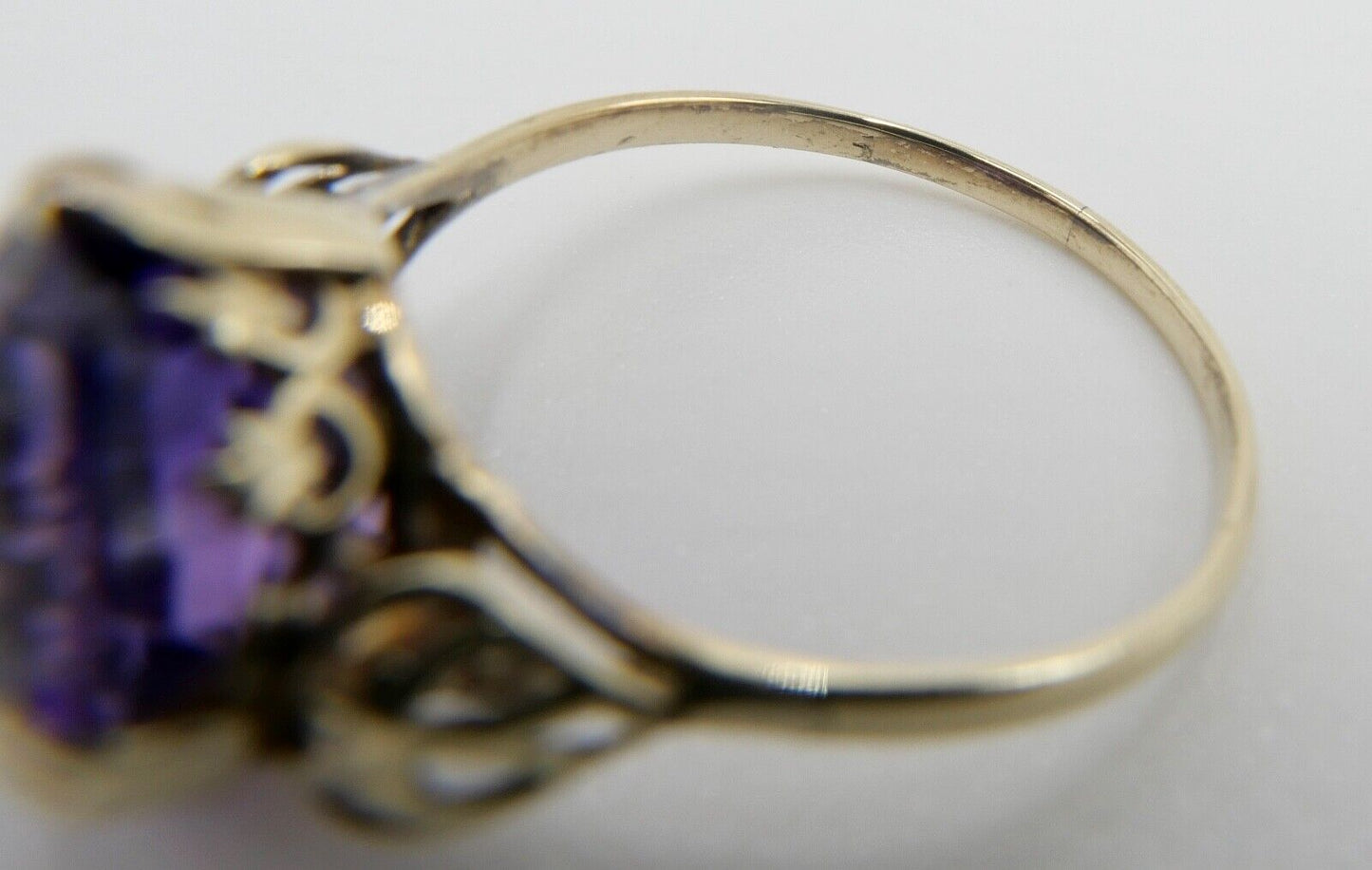 antik um 1900 Damenring mit lila Amethyst Ring 2,87 Gr Gold 585 / 14K Gr. 59 - Antikhandel-Stuttgart