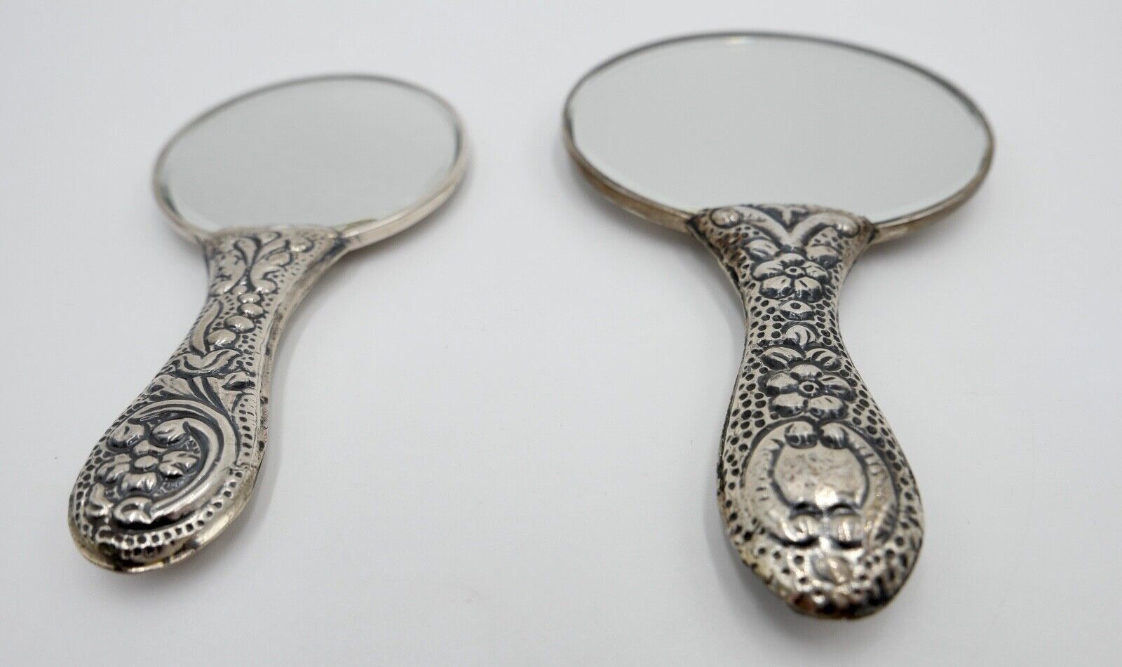 2x alte Handspiegel ACAR / TURAN 900 Silber Blumenmuster Taschenspiegel - Antikhandel-Stuttgart