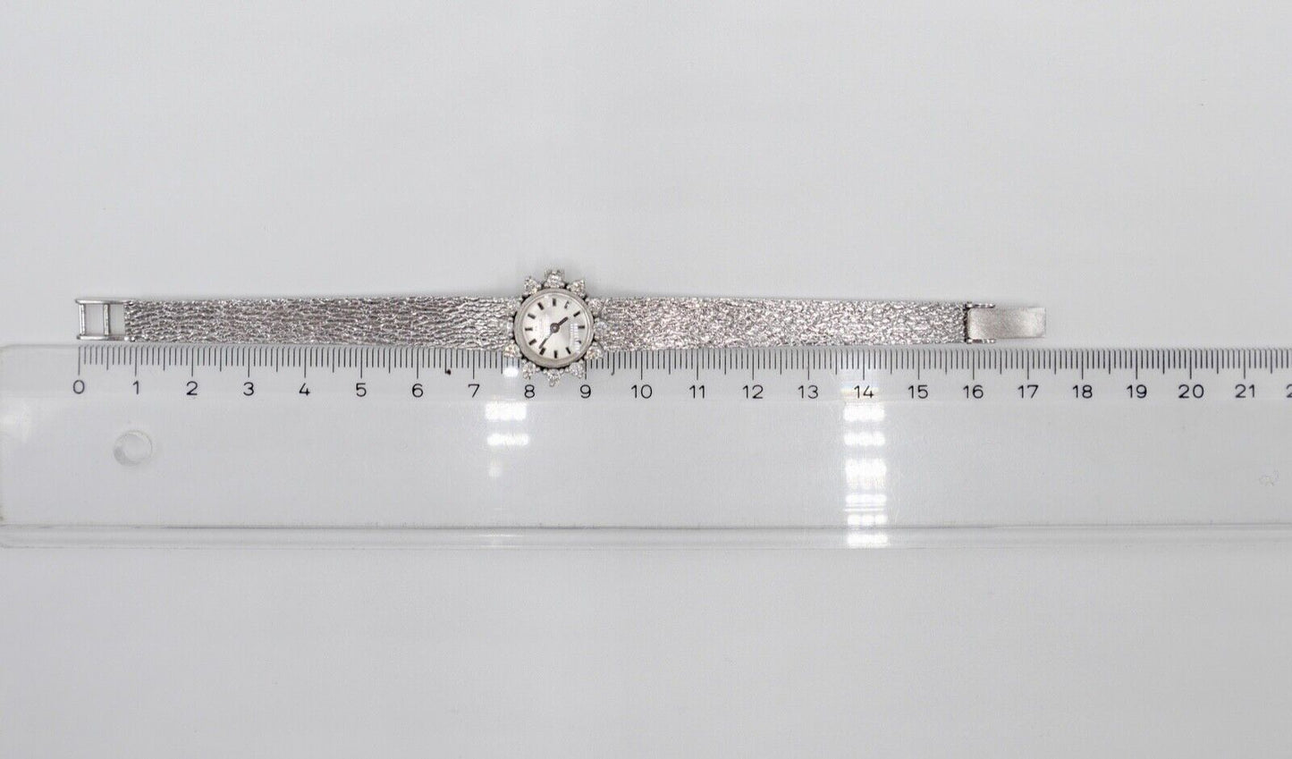 1980er Handaufzug OEBRA Damen Uhr Weißgold 585 mit Brillanten 0,74 Ct VVS if F - Antikhandel-Stuttgart