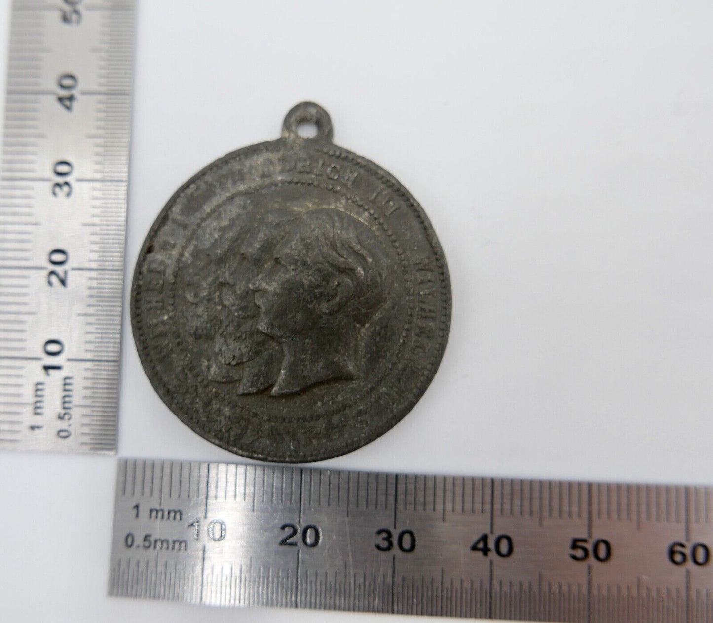 Zur Erinnerung an das Drei Kaiser Jahr 1888 MEDAILLE ANHÄNGER Friedrich Wilhelm - Antikhandel-Stuttgart