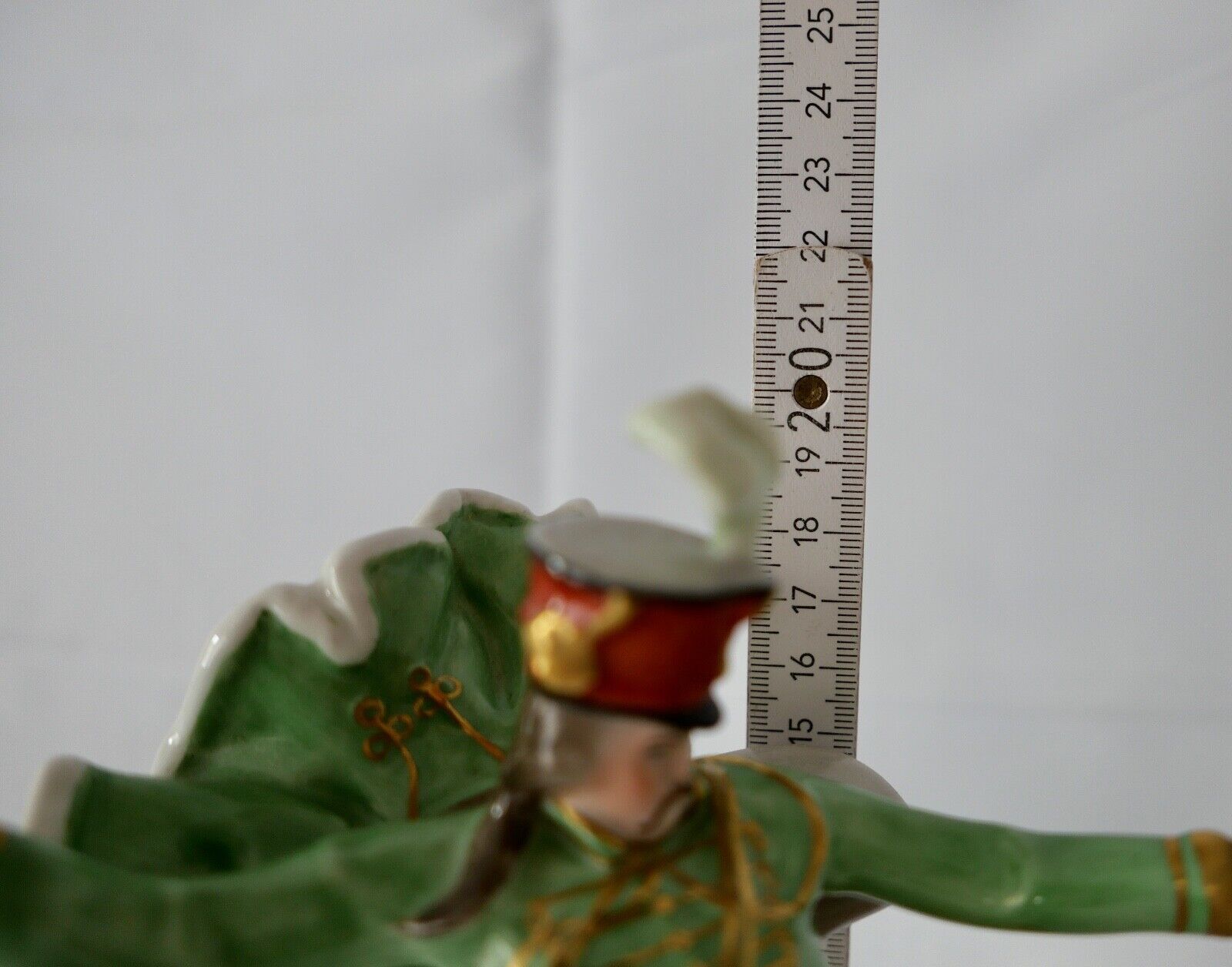 Porzellan Figur Herend Ungarisch Soldat auf Drache 21cm Husar kämpft Drache 5498 - Antikhandel-Stuttgart