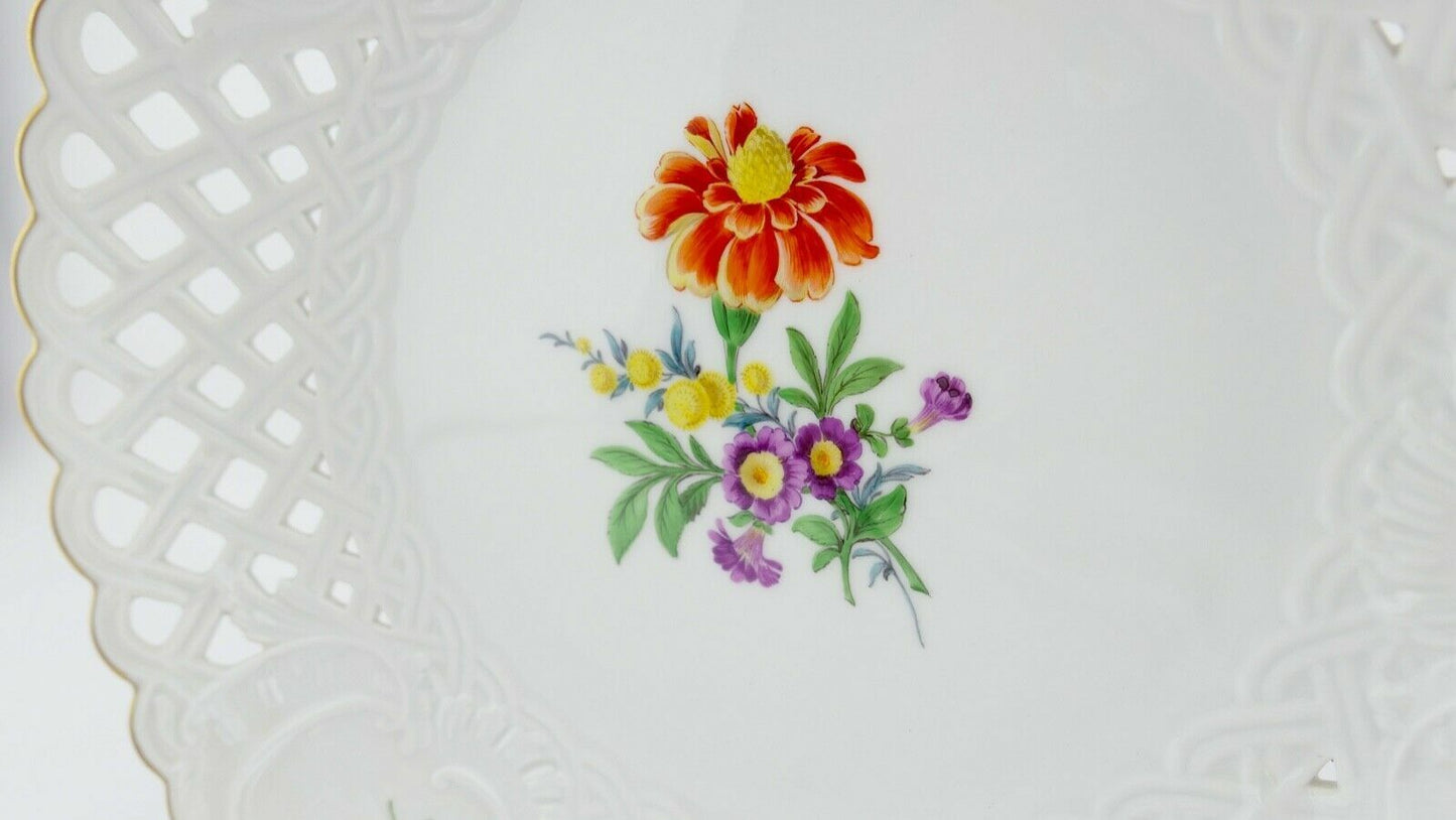 Meissen Durchbruchschale Weiß Goldrand Ø 25 cm Blumendekor 332 46a / 206 - Antikhandel-Stuttgart
