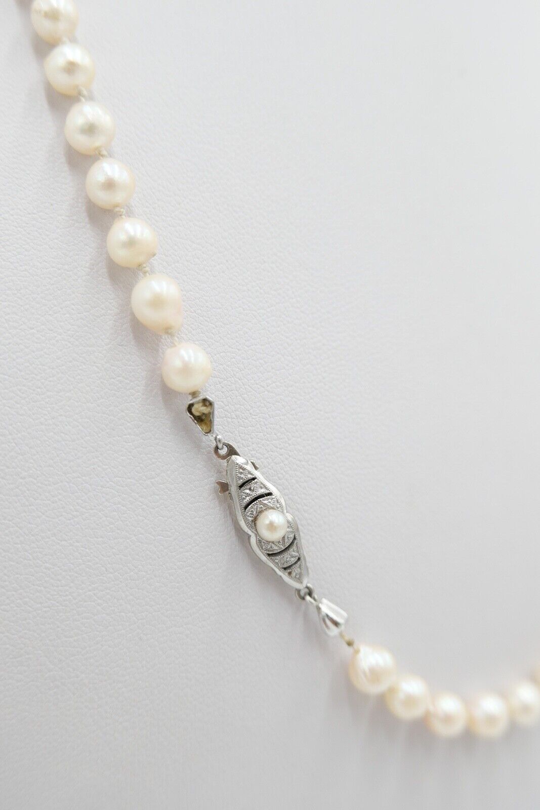 80er Jahre Akoya Perlenkette Collier 52 cm Zuchtperle Gold 333 / 8 K Ø 6 mm - Antikhandel-Stuttgart