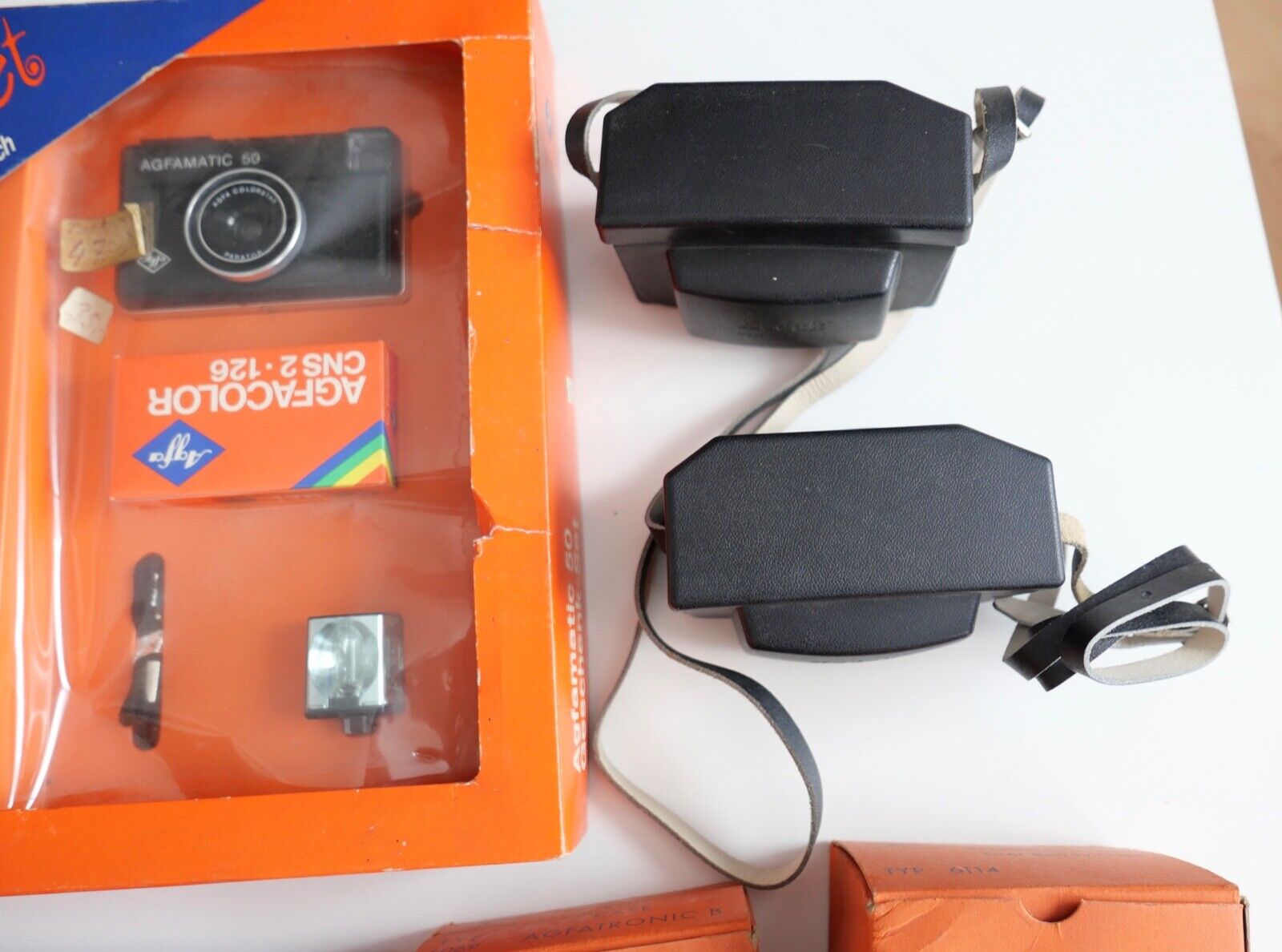 KODAK Agfamatic 50 Geschenkset Instamatic Typ 6114 6069 6180 6183 Hüllen 1970er - Antikhandel-Stuttgart