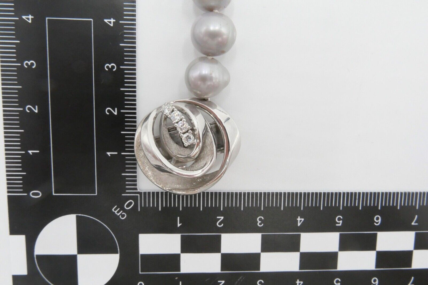 TAHITI Perlenkette Collier Grau mit Brillanten 43 cm Weißgold 585 Perlen Ø 8,8mm - Antikhandel-Stuttgart