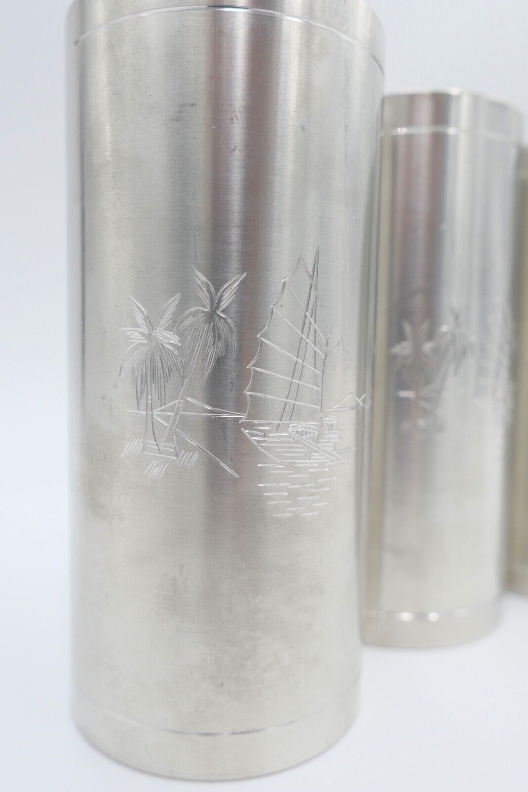 NEUwertig 6 Stück Royal SELANGOR PEWTER Zinn Tinn Becher Palmen Meer - Antikhandel-Stuttgart