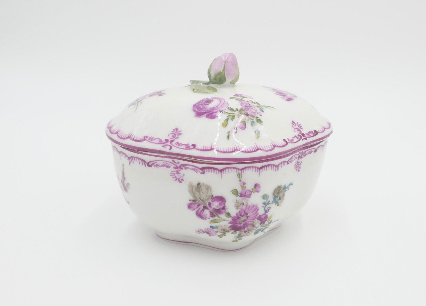 Sächsische Porzellanmanufaktur Dresden Deckeldose Bonboniere Porzellan Rose - Antikhandel-Stuttgart
