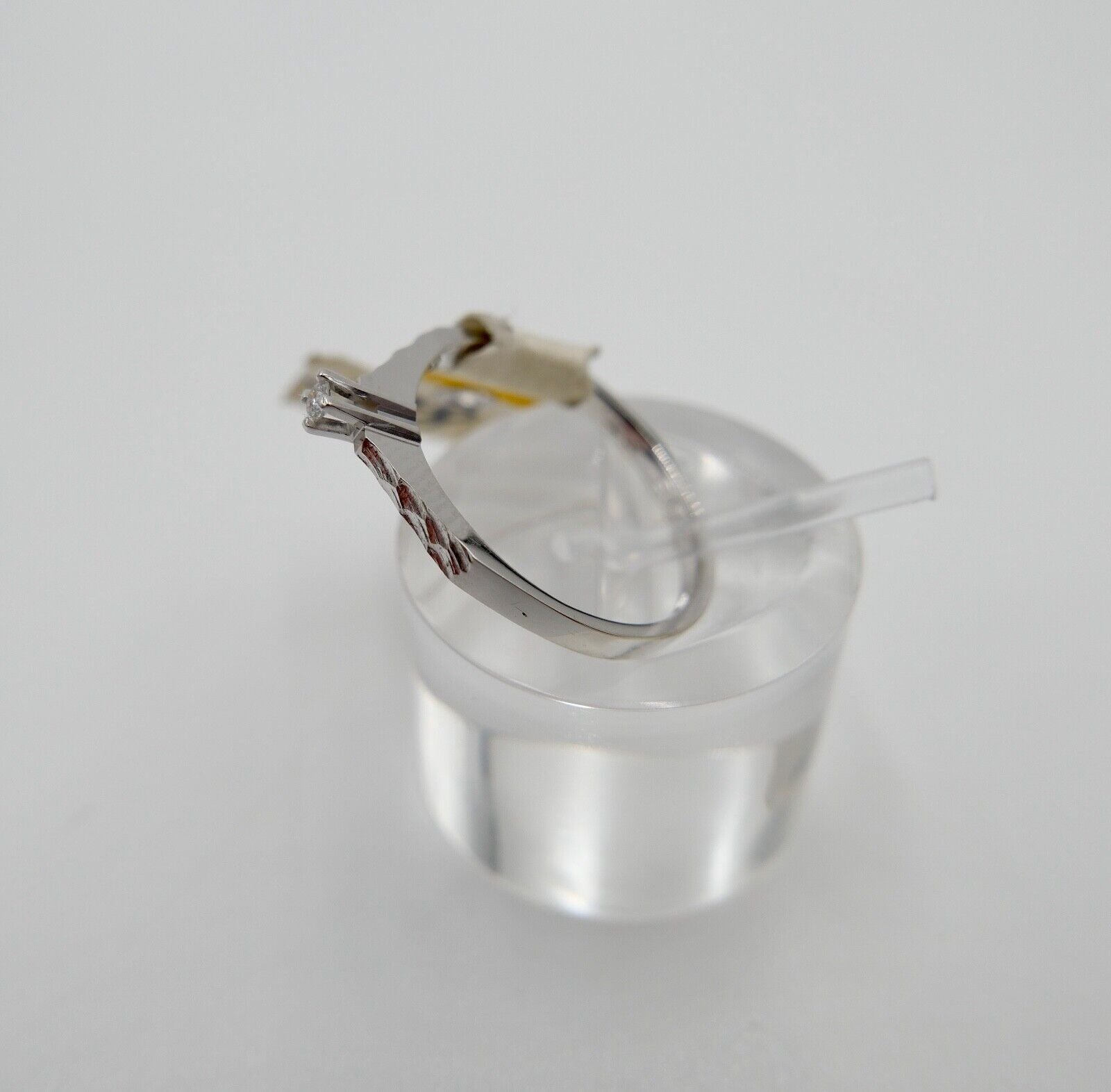 - NEU - 90er Jahre Solitär Ring Weißgold Gold 585 14K Brillant 0,03 Ct Gr. 53 54 - Antikhandel-Stuttgart