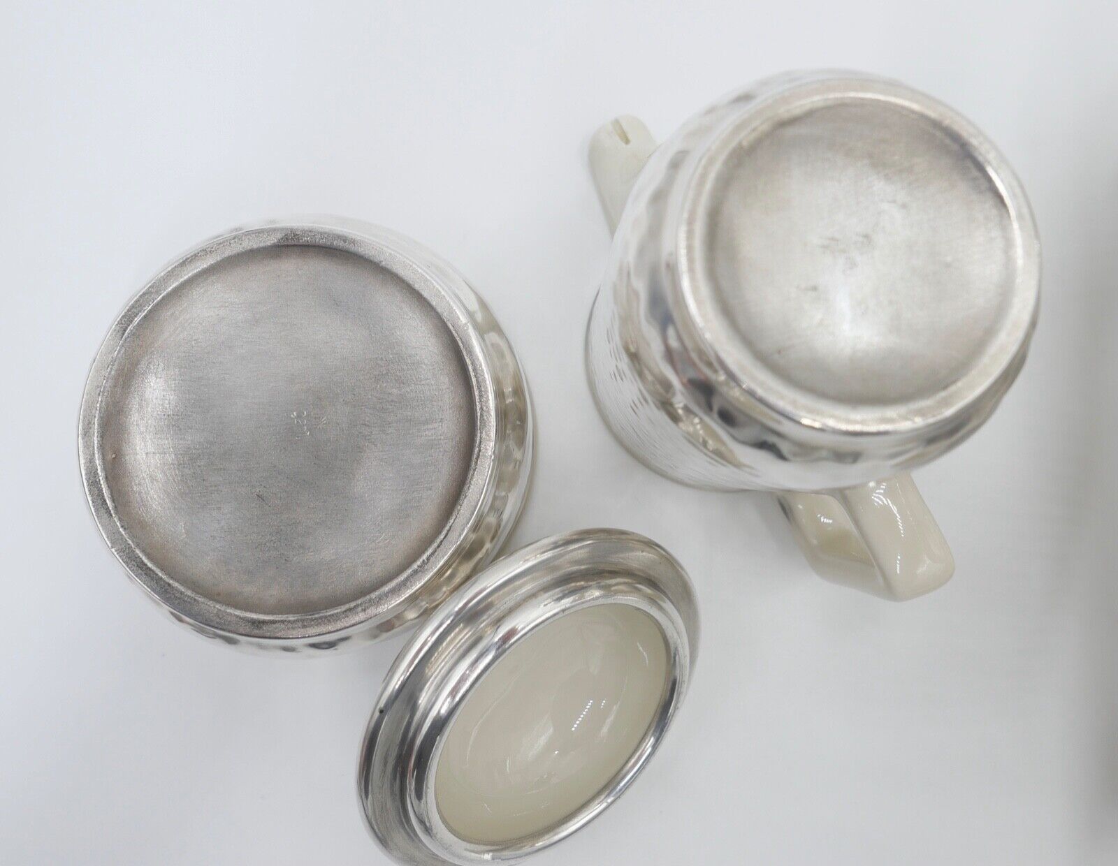 Kaffeekern WMF HUTSCHENREUTHER Kaffeekanne Milchkännchen Zuckerdose gehämmert - Antikhandel-Stuttgart