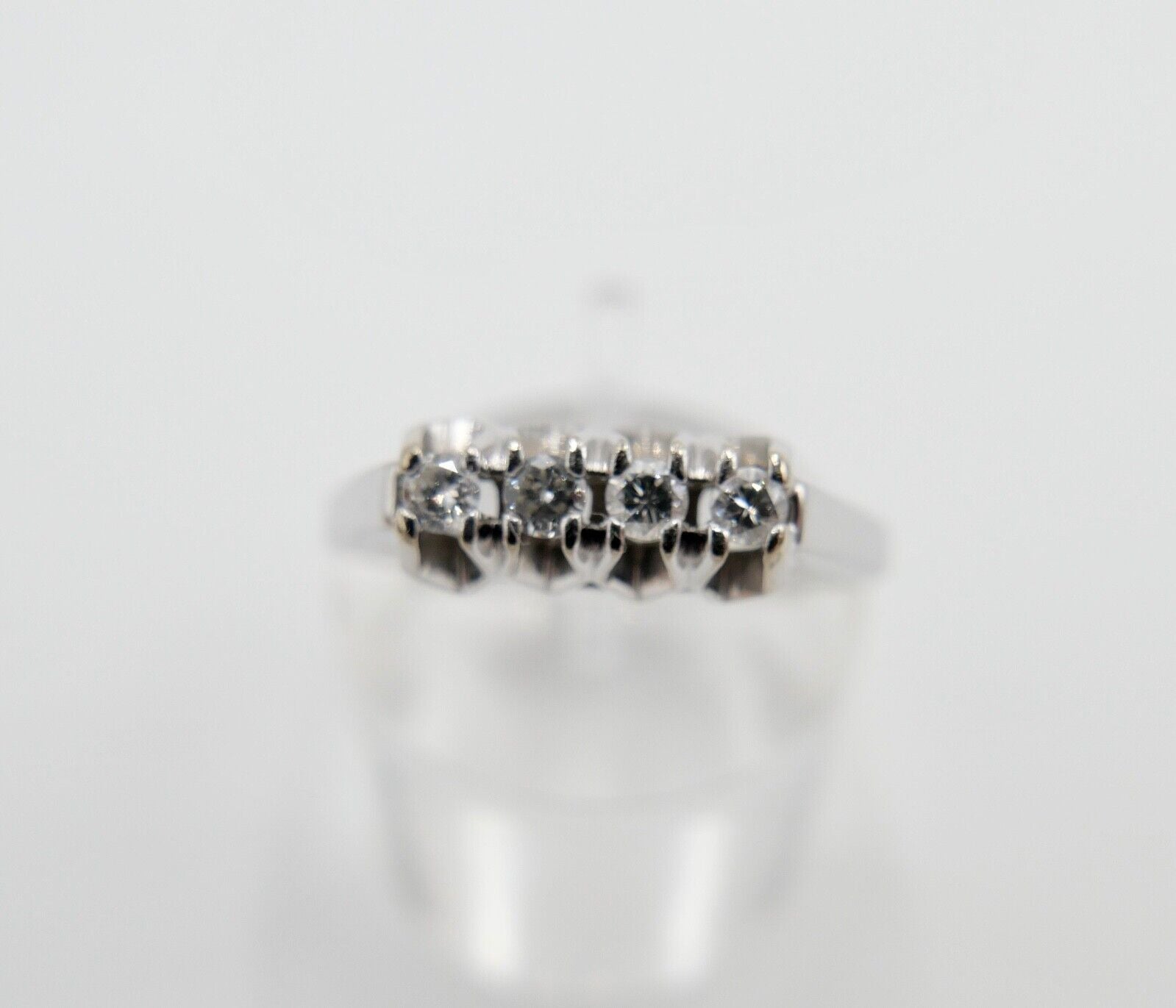 70er Jahre halb memory Weißgold Ring 585 14K mit 4 Diamanten 0,20Ct Gr. 61 - Antikhandel-Stuttgart