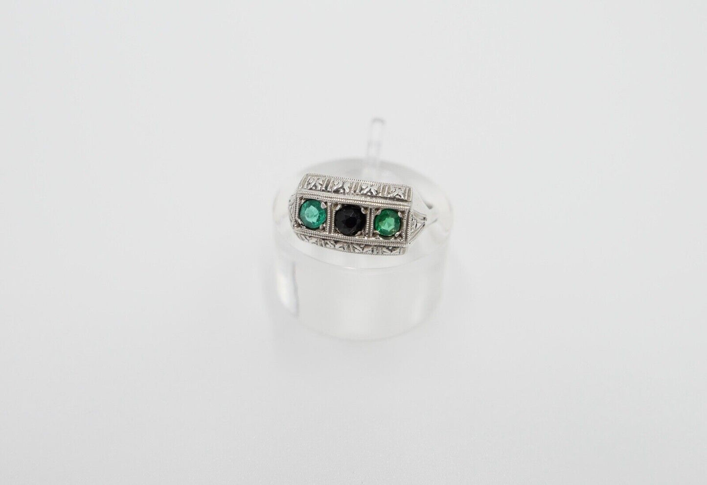 ART DECO Damenring Ring Silber 835 Gr. 53 mit grünen & schwarzen Glasstein - Antikhandel-Stuttgart