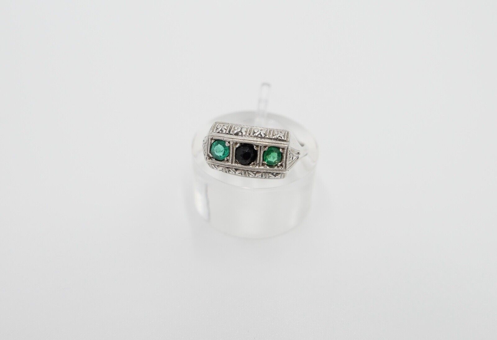 ART DECO Damenring Ring Silber 835 Gr. 53 mit grünen & schwarzen Glasstein - Antikhandel-Stuttgart