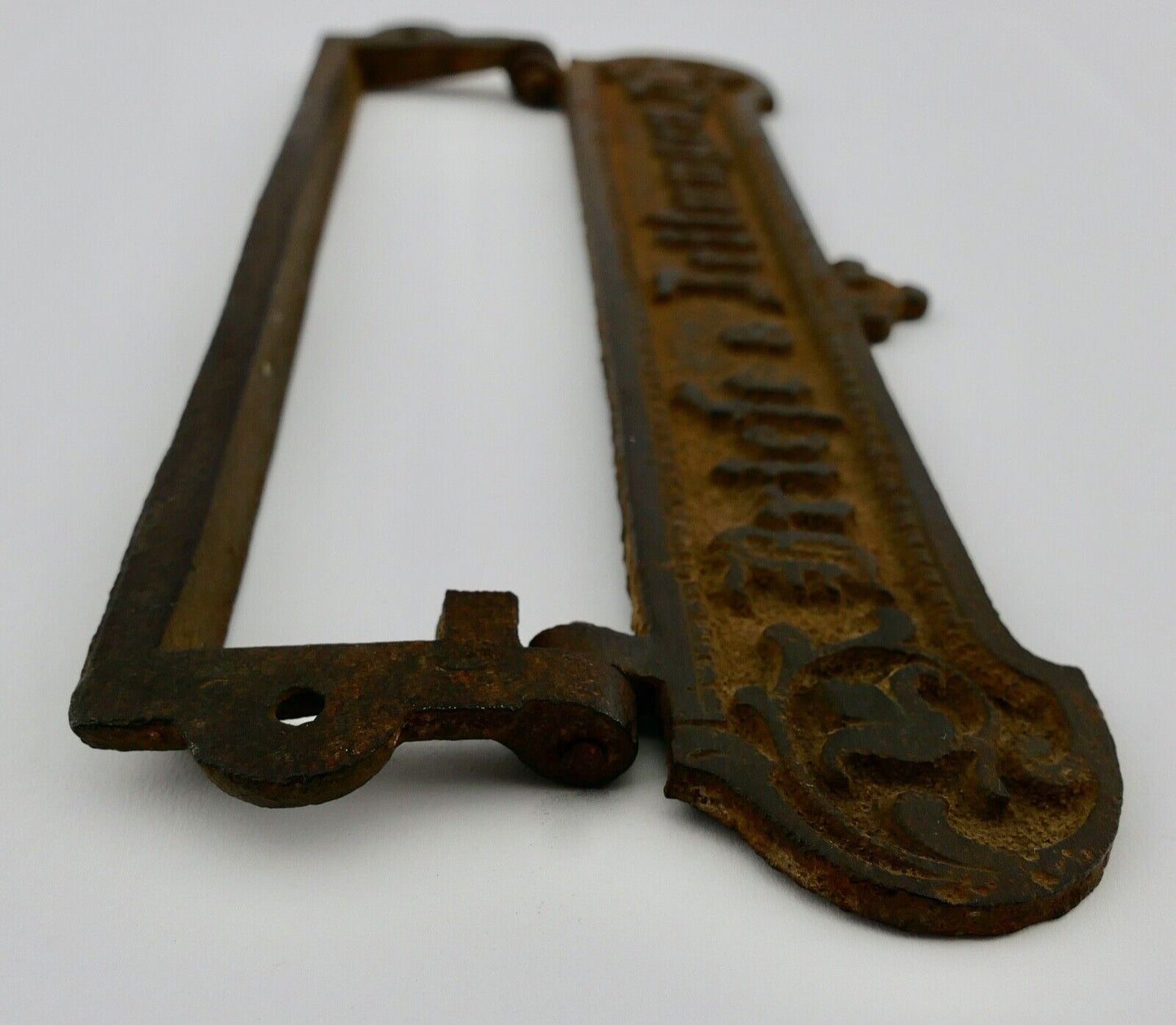 Antike Jugendstil Gusseisen Briefschlitz Briefklappe "Briefe & Zeitungen“ 22 cm - Antikhandel-Stuttgart