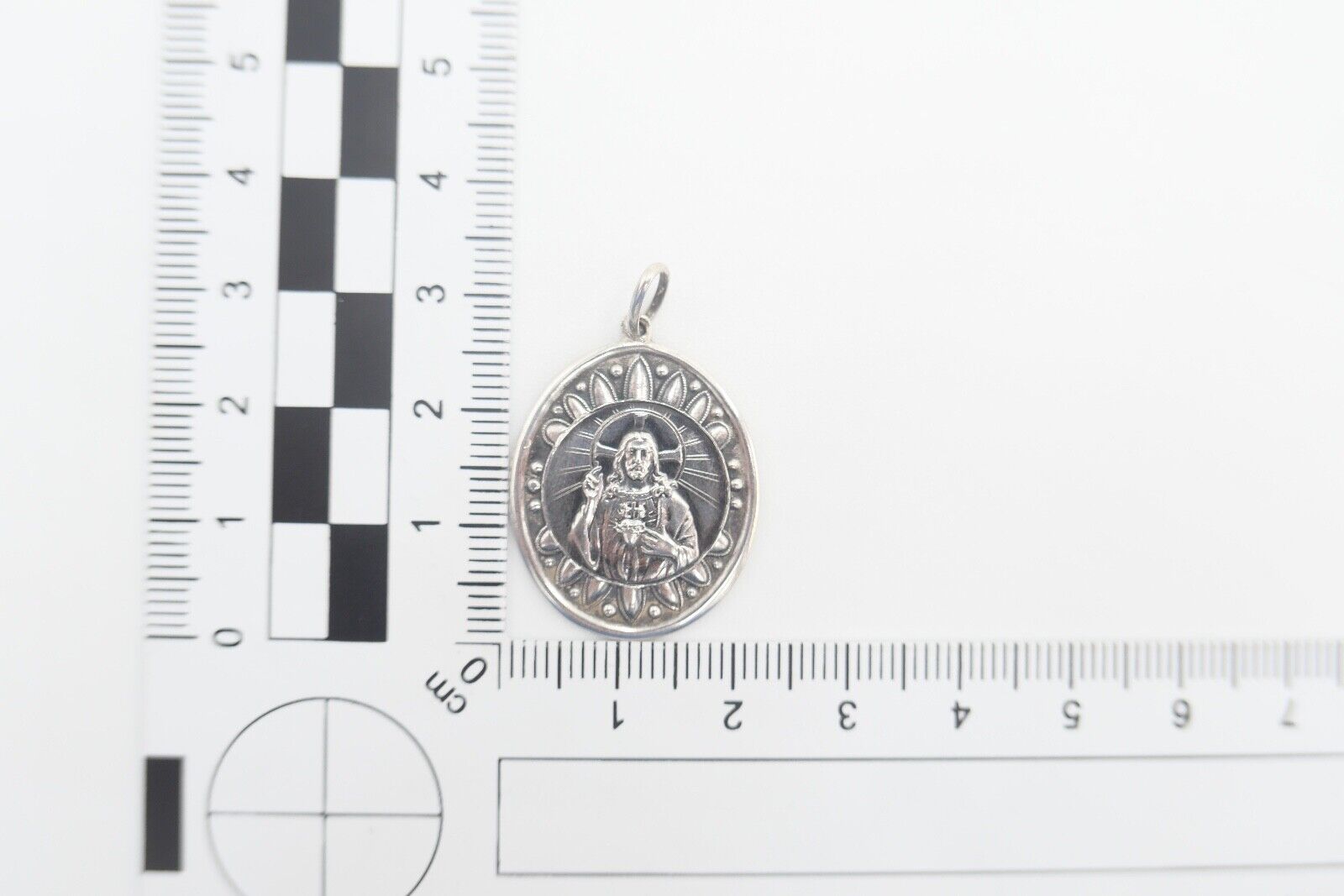 NEU 60er Jahre Medaillon Anhänger Jesus Christus 835 Silber - Antikhandel-Stuttgart