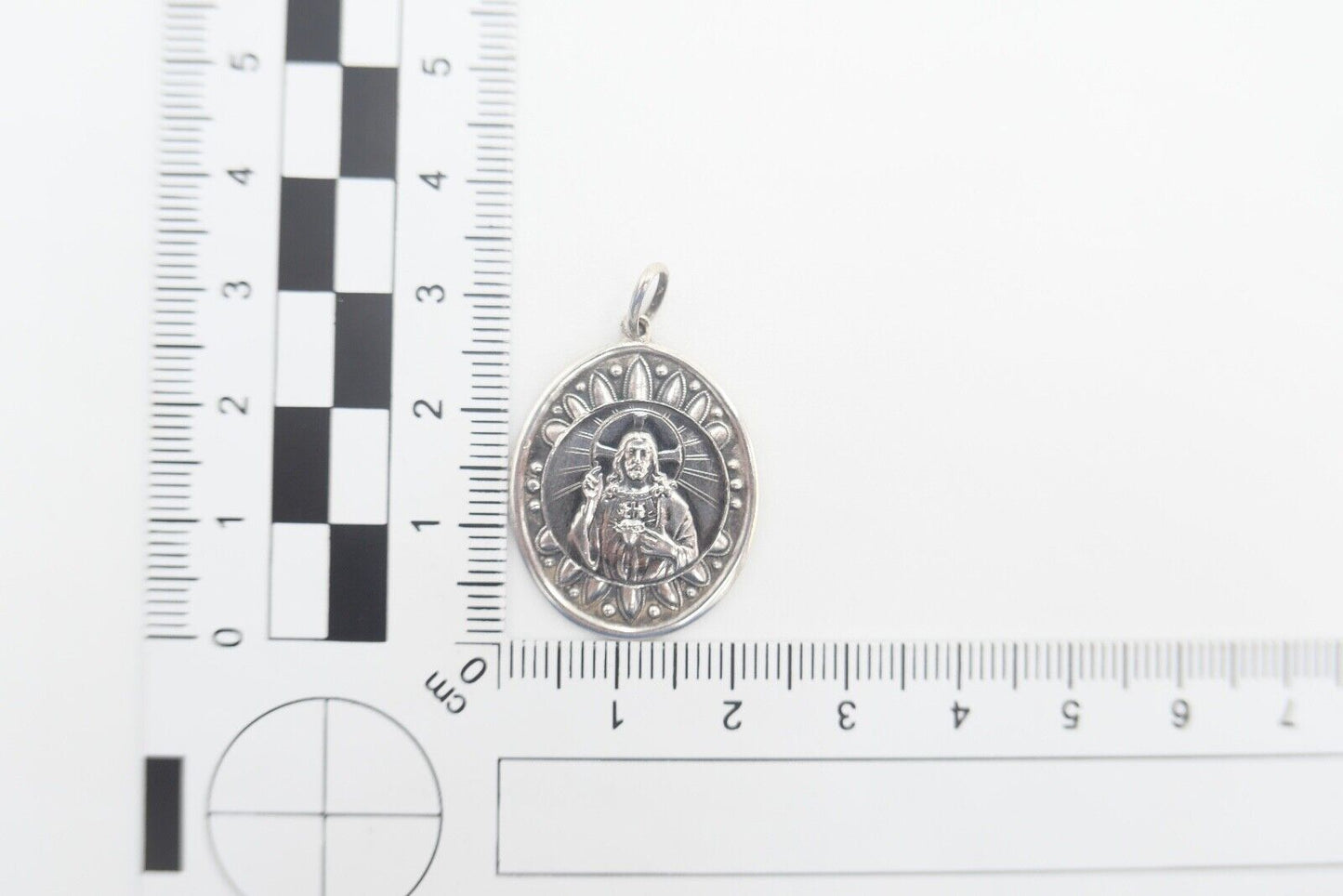 NEU 60er Jahre Medaillon Anhänger Jesus Christus 835 Silber - Antikhandel-Stuttgart