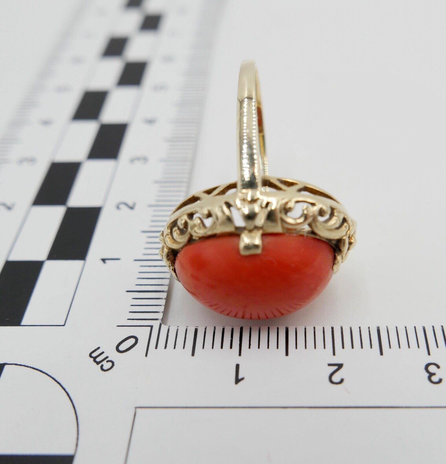 1950er Damenring Gelbgold 585 14K mit Koralle Cabochon Gr. 58 - Antikhandel-Stuttgart