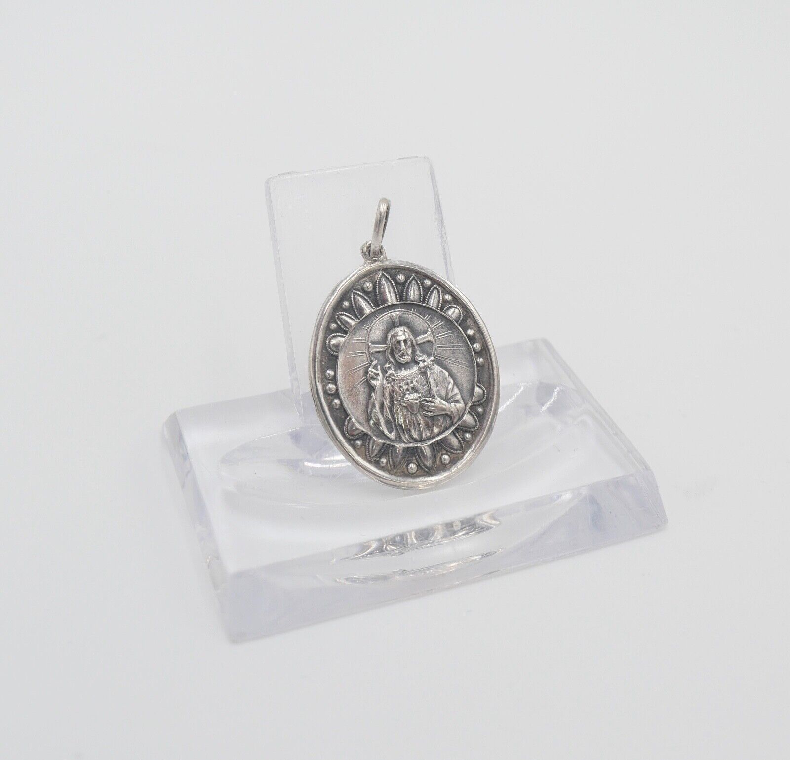 NEU 60er Jahre Medaillon Anhänger Jesus Christus 835 Silber - Antikhandel-Stuttgart