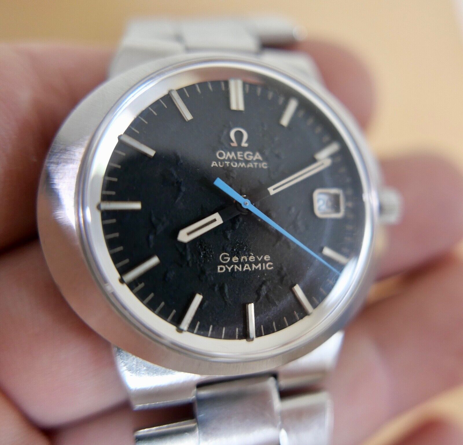 1970er Jahre Herrenuhr OMEGA Genéve Dynamic Automatic Kal. 565 original Band Ø41 - Antikhandel-Stuttgart