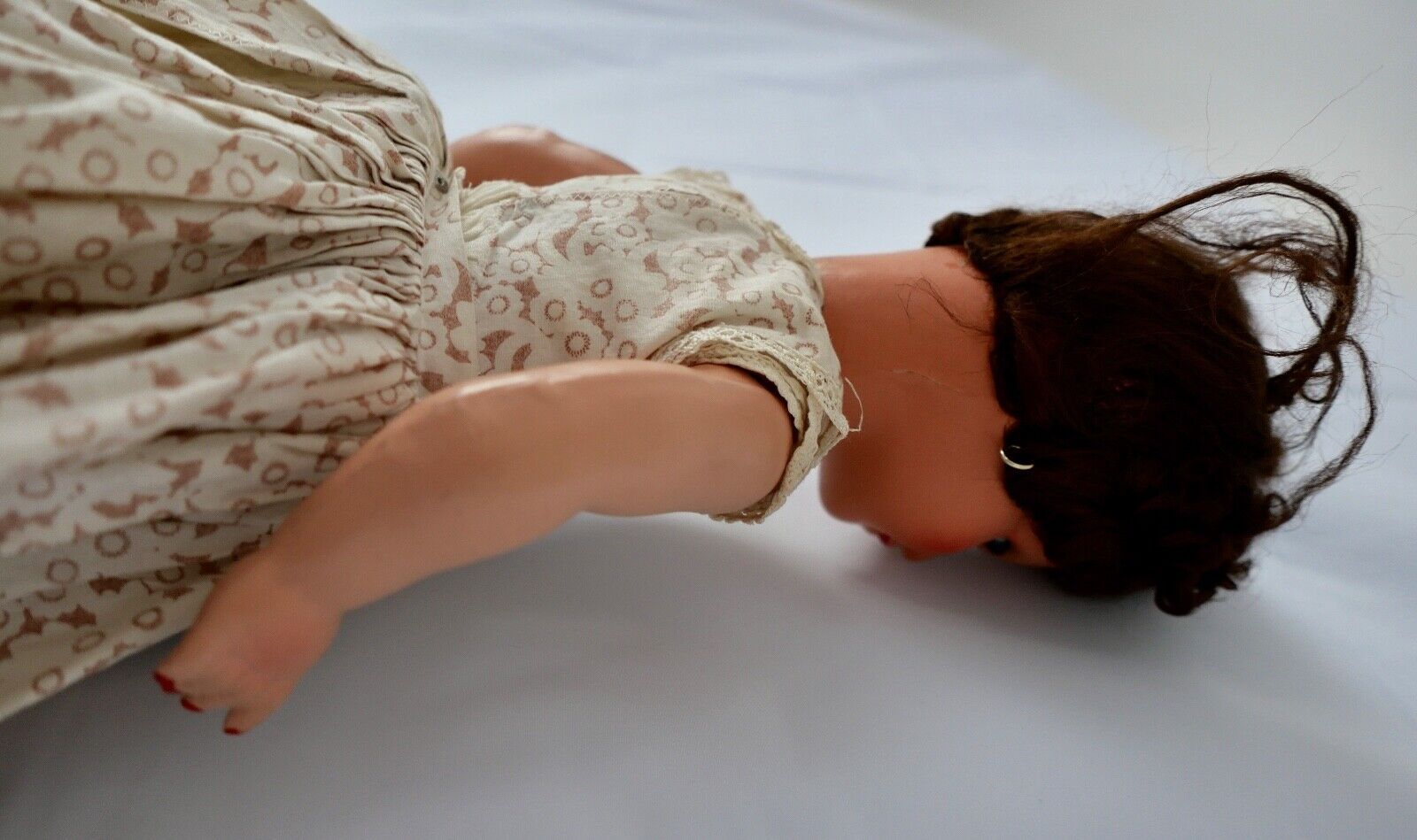 Alte Puppe SF50 Massepuppe Glieder 50 cm Hersteller: M Mädchen im Kleid - Antikhandel-Stuttgart