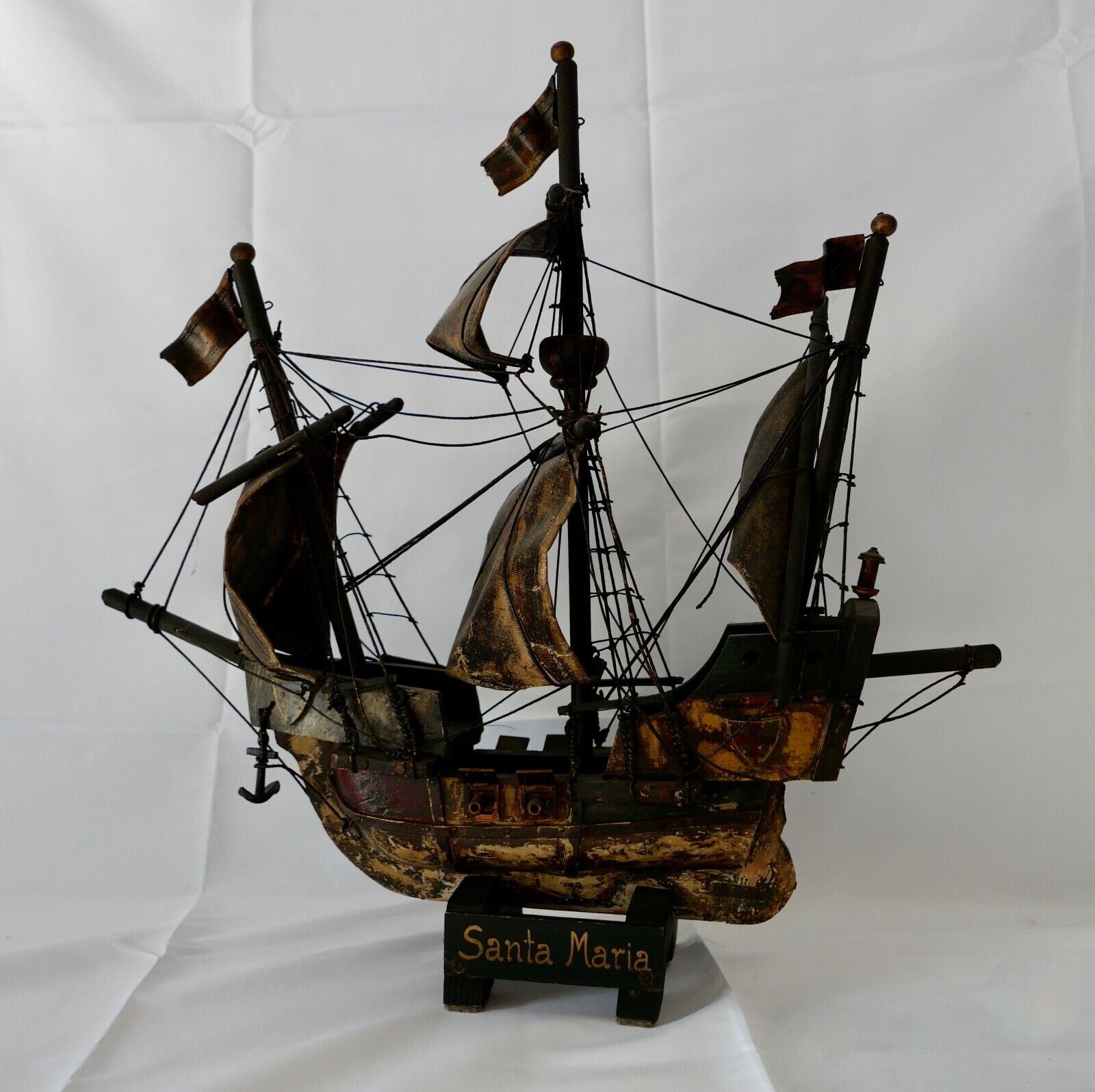 altes Holz Segelschiff Schiffsmodell " Santa Maria " Christoph Columbus 41x43 cm - Antikhandel-Stuttgart