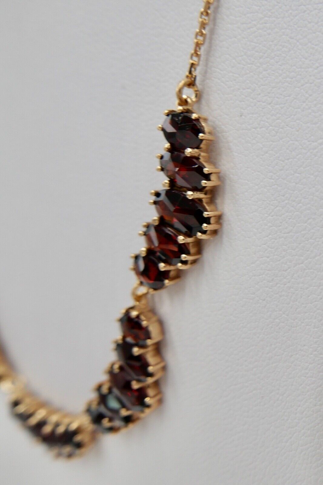 Alte Collier Kette 46cm Rotgold 333 8K Gold mit Granat - Antikhandel-Stuttgart