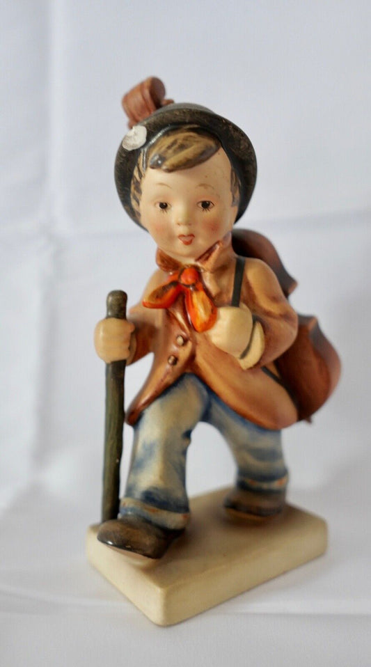 Orig Hummel Figur " Der Heimkehrer " Goebel 15,5 cm Porzellan 89/1 Baßgeiger - Antikhandel-Stuttgart