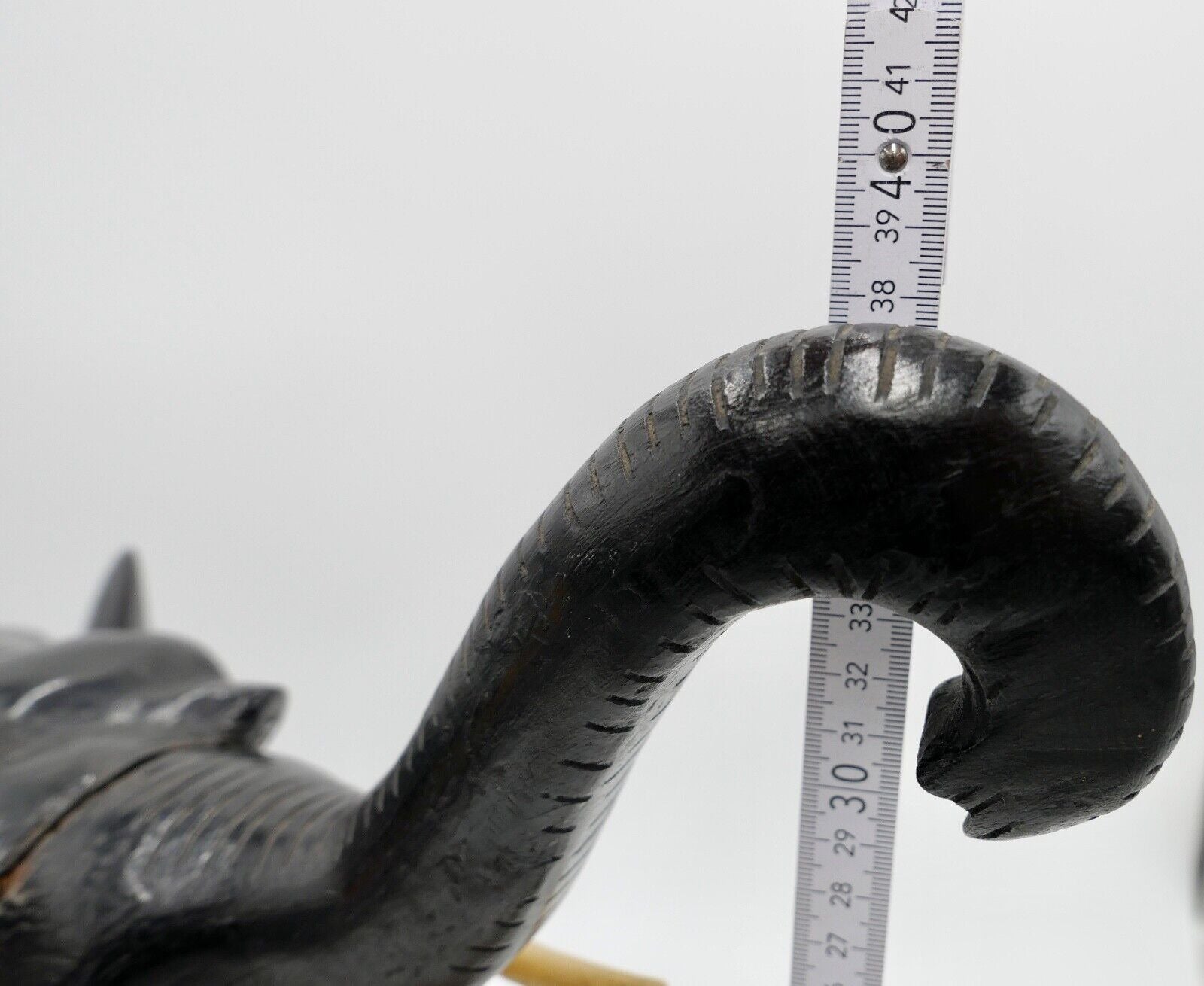 Großer massiver antiker Afrikanischer Holz Elefant 48x38 cm beschichtet 6,1 Kg - Antikhandel-Stuttgart