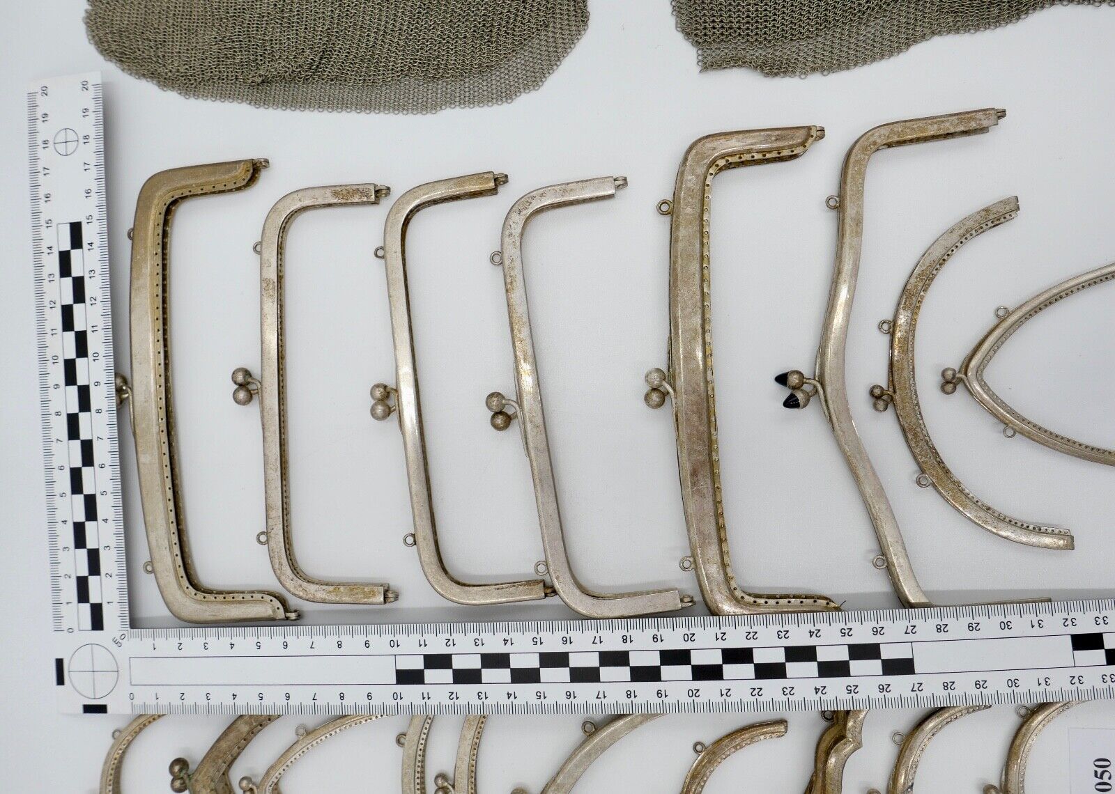 POSTEN alte Kettentasche Geldbeutel Geldbörse Täschchen Theaterasche NEU Alpacca - Antikhandel-Stuttgart