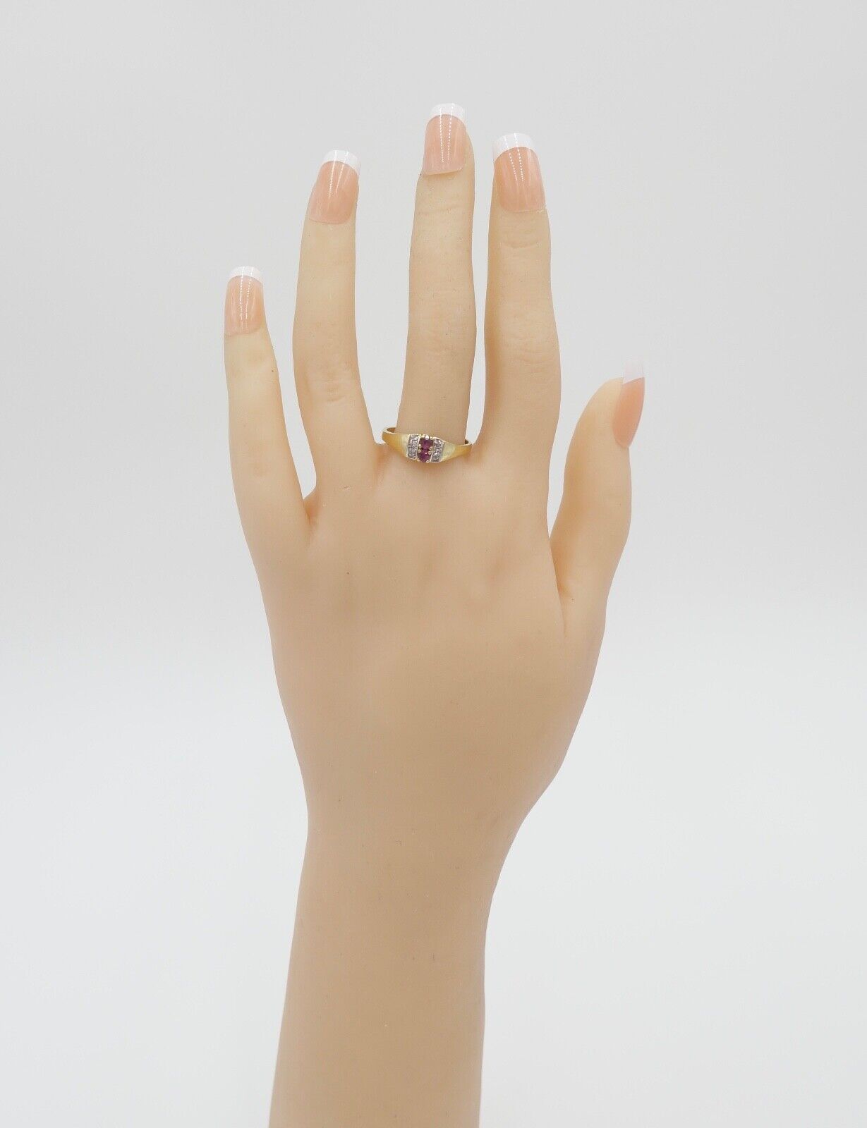 80er Jahre Damenring Ring Gold 585 / 14K Rubin Diamanten Gr. 56 Achtkantschliff - Antikhandel-Stuttgart