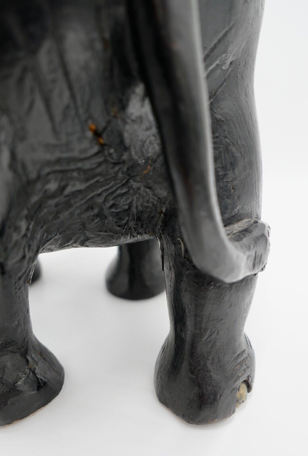 Großer massiver antiker Afrikanischer Holz Elefant 48x38 cm beschichtet 6,1 Kg - Antikhandel-Stuttgart