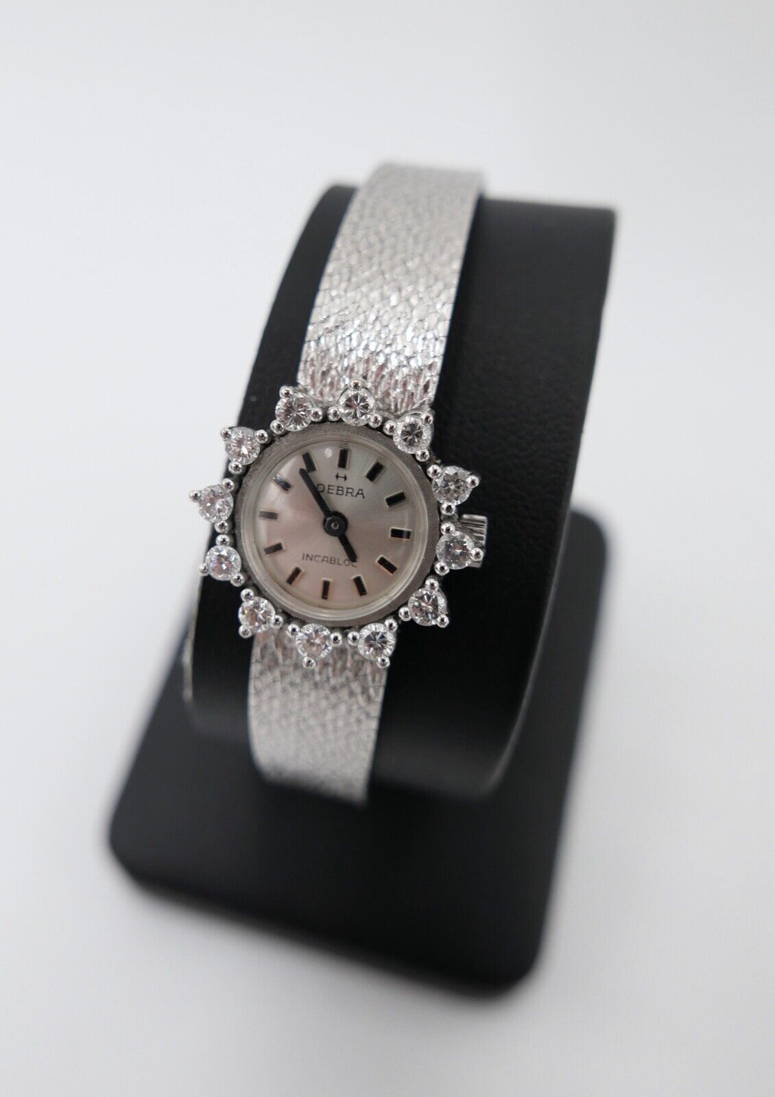 1980er Handaufzug OEBRA Damen Uhr Weißgold 585 mit Brillanten 0,74 Ct VVS if F - Antikhandel-Stuttgart