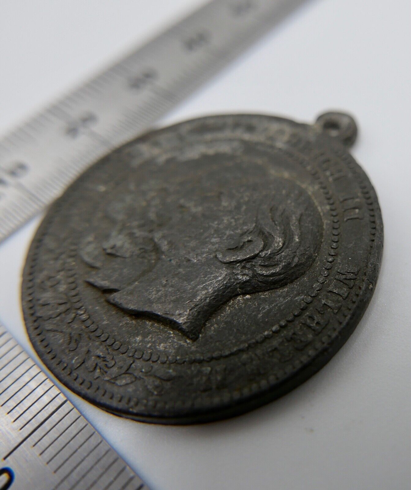 Zur Erinnerung an das Drei Kaiser Jahr 1888 MEDAILLE ANHÄNGER Friedrich Wilhelm - Antikhandel-Stuttgart