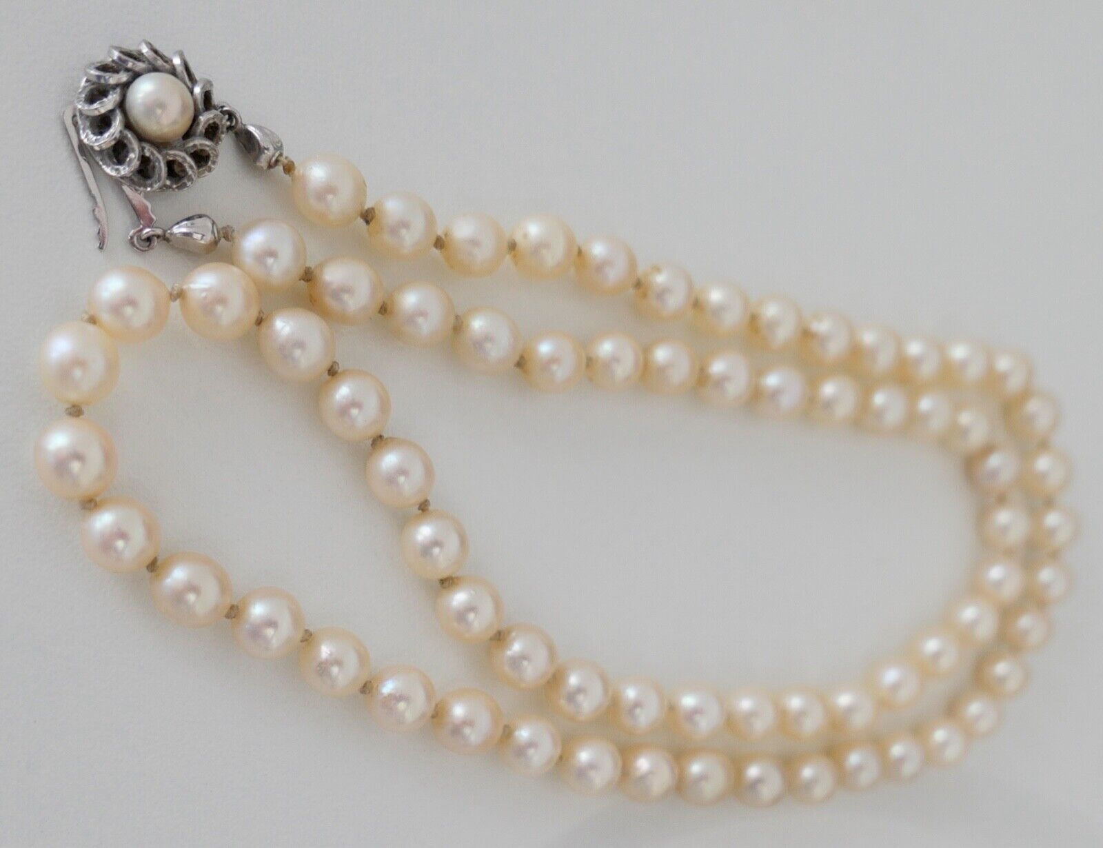 Perlenkette Verschluss Weiß/Gelb Gold 585/14K pearl Ø 6.5 mm Necklace 58 cm - Antikhandel-Stuttgart