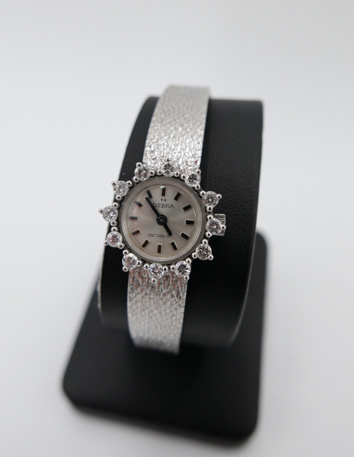 1980er Handaufzug OEBRA Damen Uhr Weißgold 585 mit Brillanten 0,74 Ct VVS if F - Antikhandel-Stuttgart