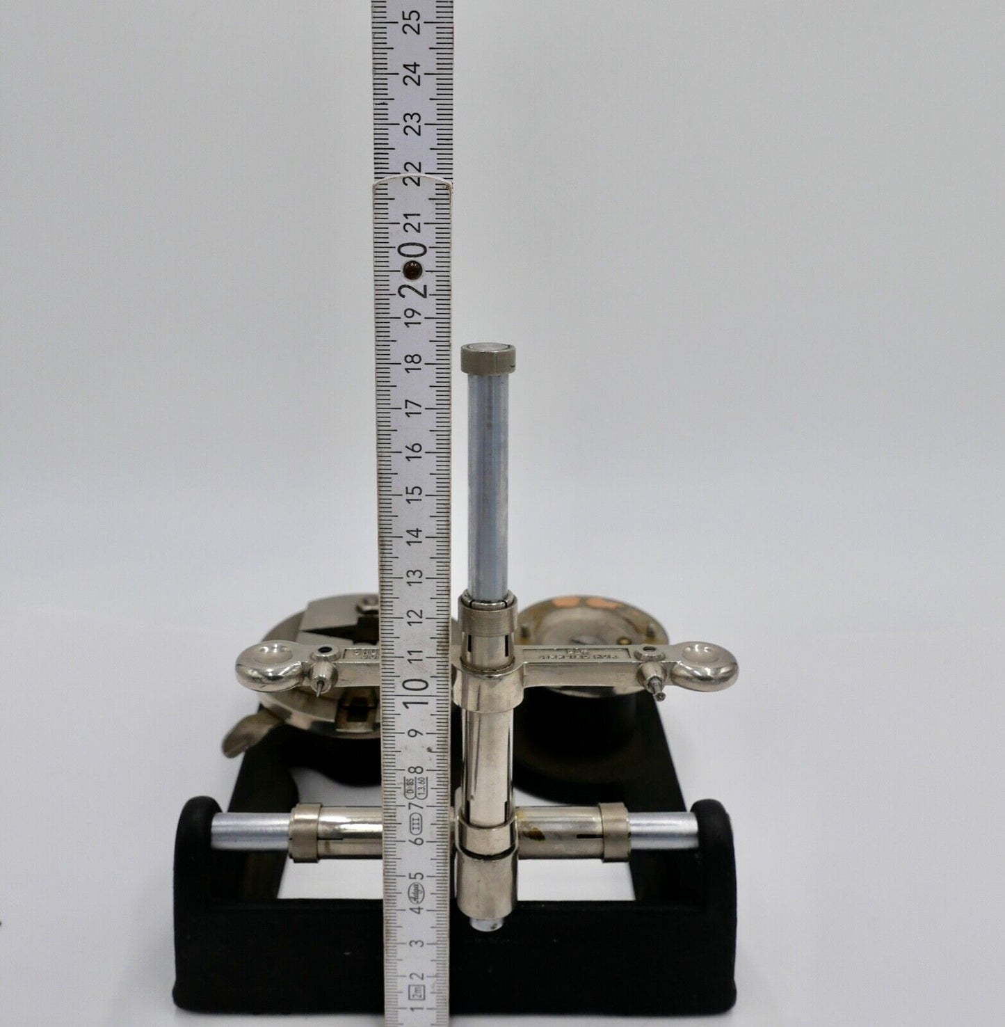 um 1920 SHUR-FIT JUNIOR ZELLULOID UHRENKRISTALL SCHNEID- UND ANPASSMASCHINE - Antikhandel-Stuttgart