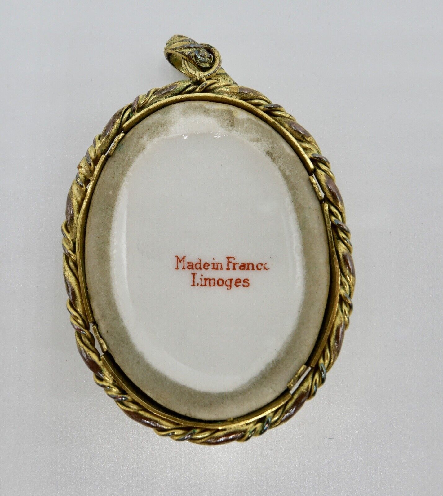 Altes Porzellan Amulett Anhänger Limoges Frankreich Junge Damen 55x43 vergoldet - Antikhandel-Stuttgart