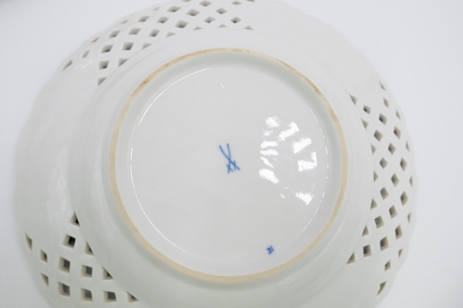 Meissen Zwiebelmuster Teller Duchbruch Schale Blatt Blattschale - Antikhandel-Stuttgart