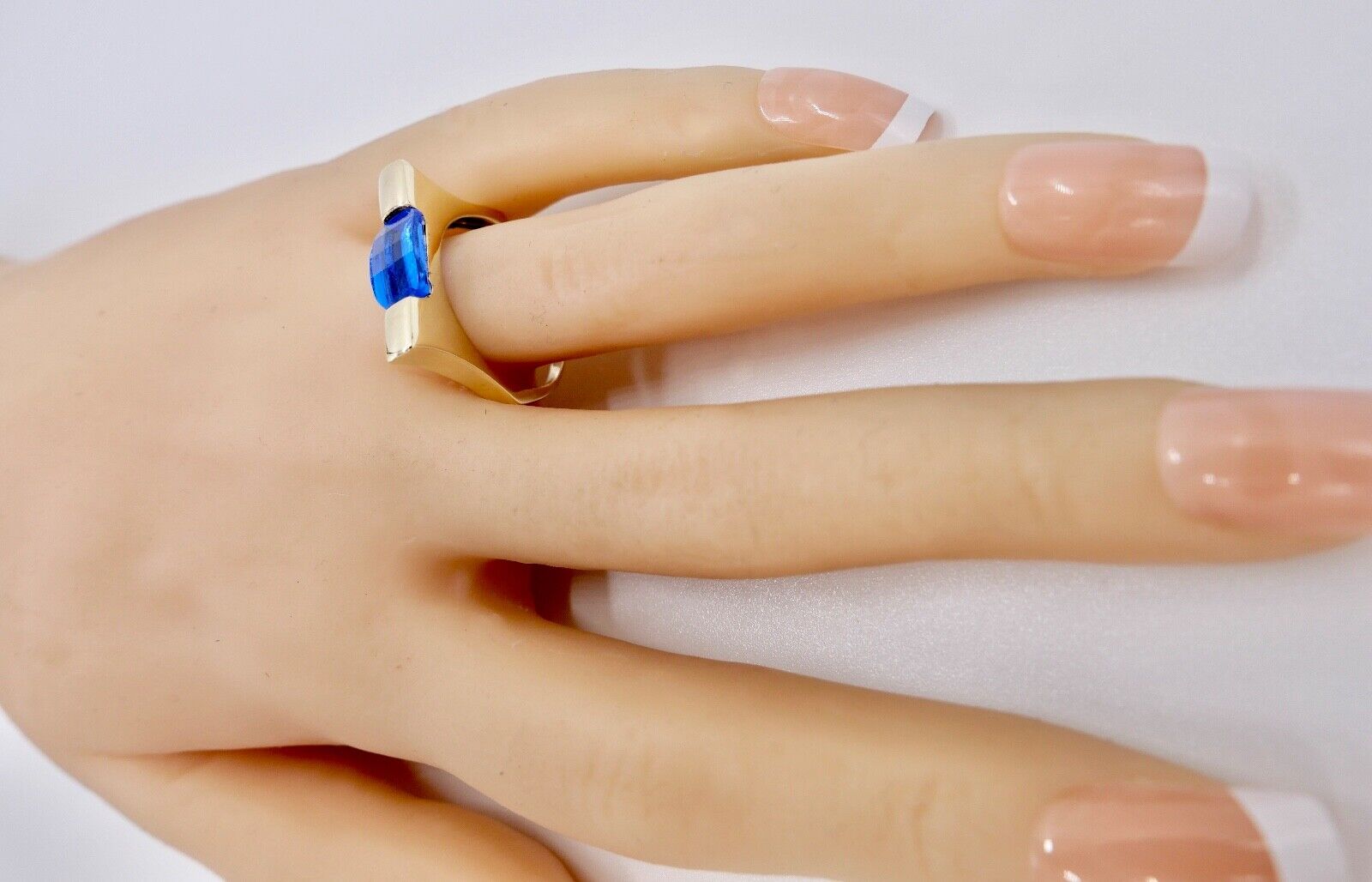 Gelb Gold Damen Ring Gr. 58 blauer Synthetisch Spinell 333 8K - Antikhandel-Stuttgart