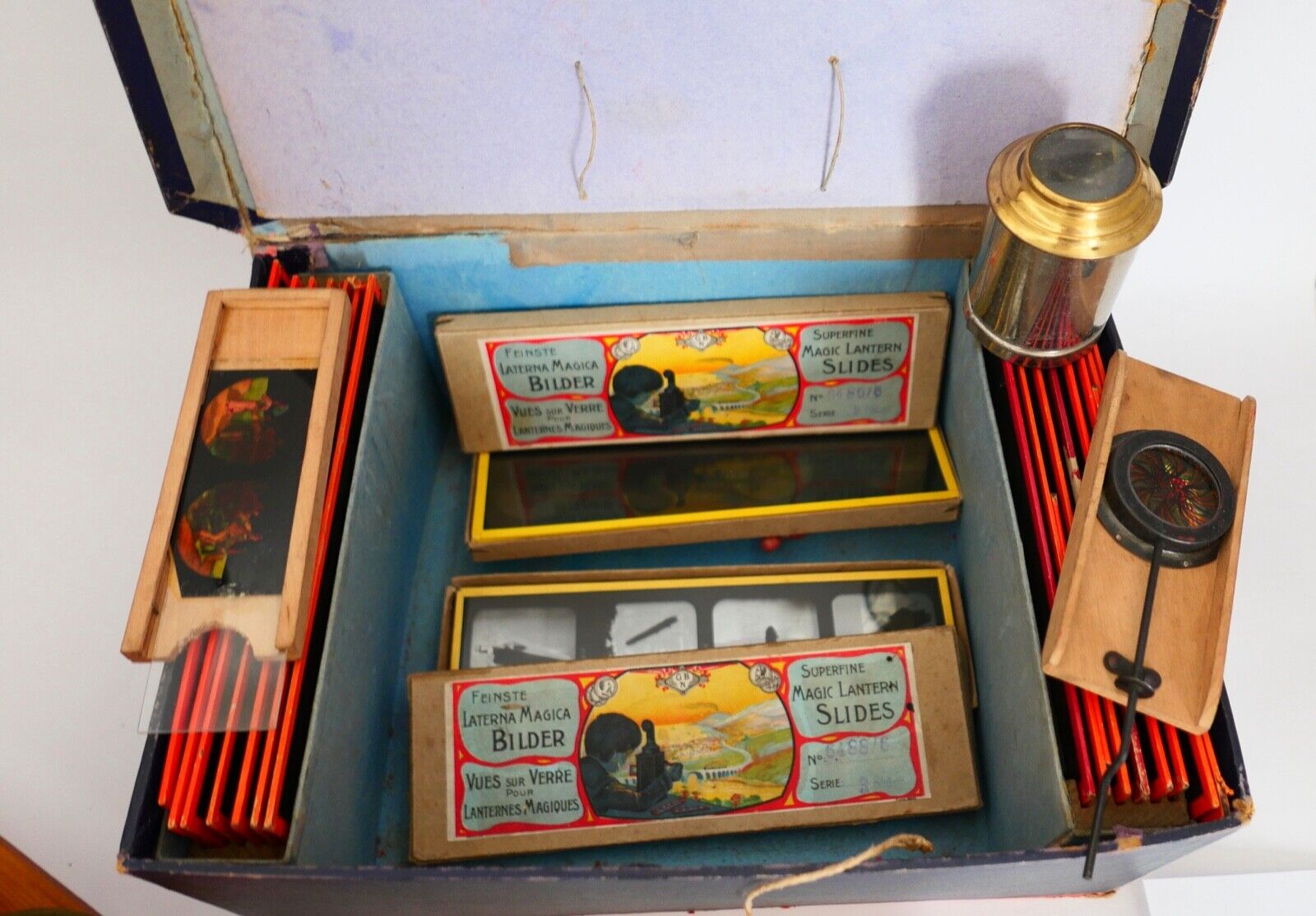 Laterna Magica GBN Gebrüder BING Nürnberg Karton 37 Glasbilder OVP 1910 Zubehör - Antikhandel-Stuttgart