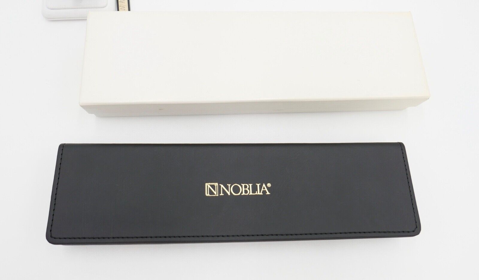 Elegante NOBLIA Damen Uhr Sapphire Collection NEU Box Papiere 4621-E63425Y - Antikhandel-Stuttgart