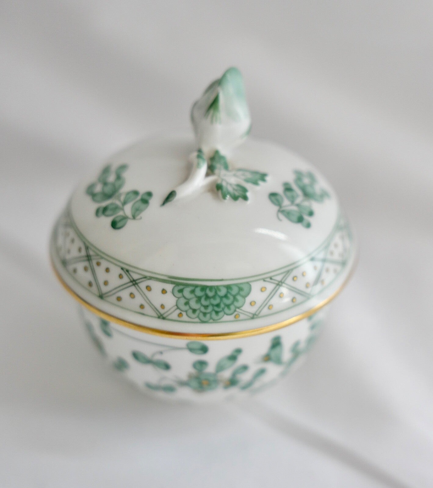 Meissen 1. Wahl Porzellan Zucker Dose Döschen  indisch grün reich